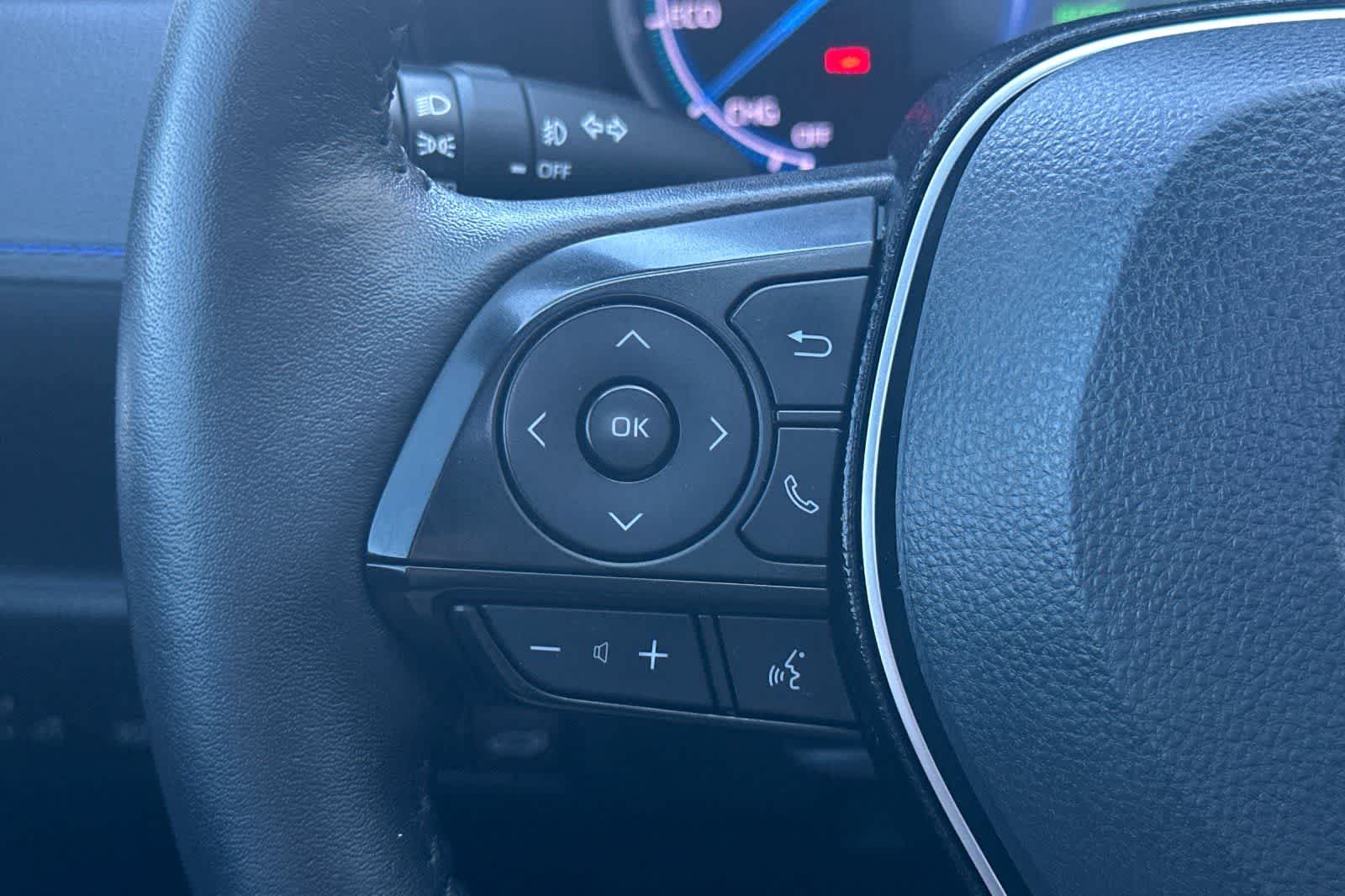 Thumbnail: 2021 Toyota RAV4 - 27