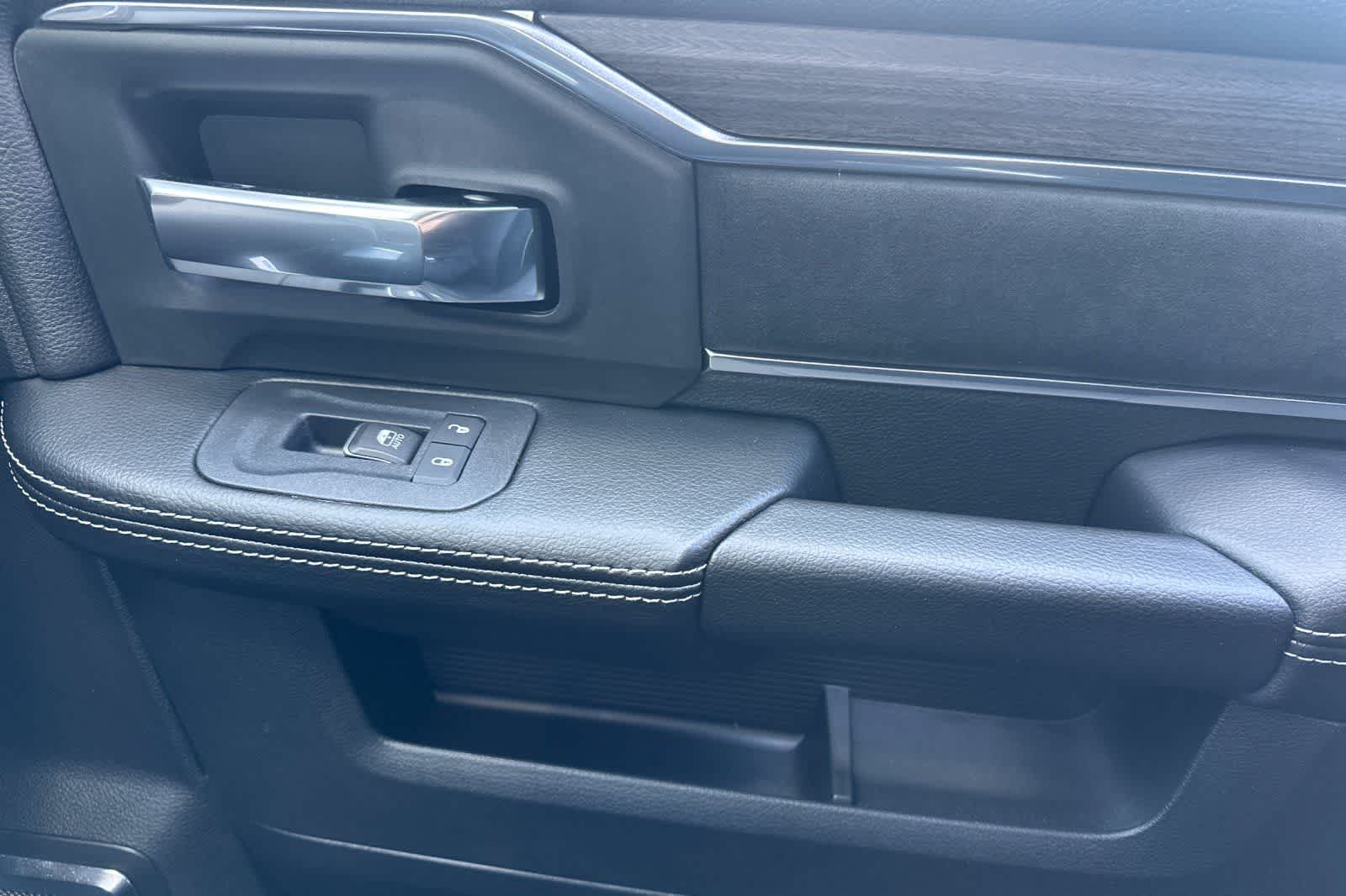 Thumbnail: 2026 RAM 2500 - 18