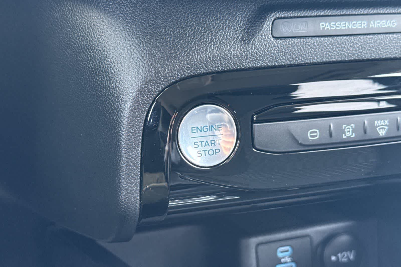 Thumbnail: 2023 Ford Escape - 25