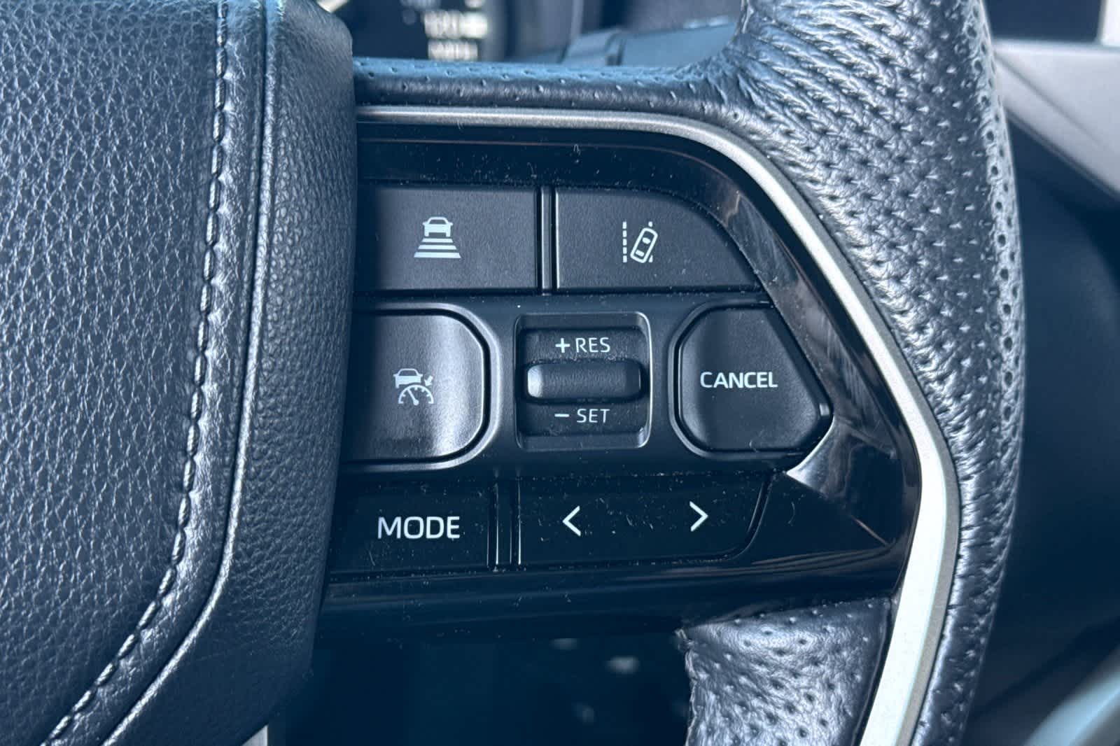 Thumbnail: 2023 Toyota Tundra - 26