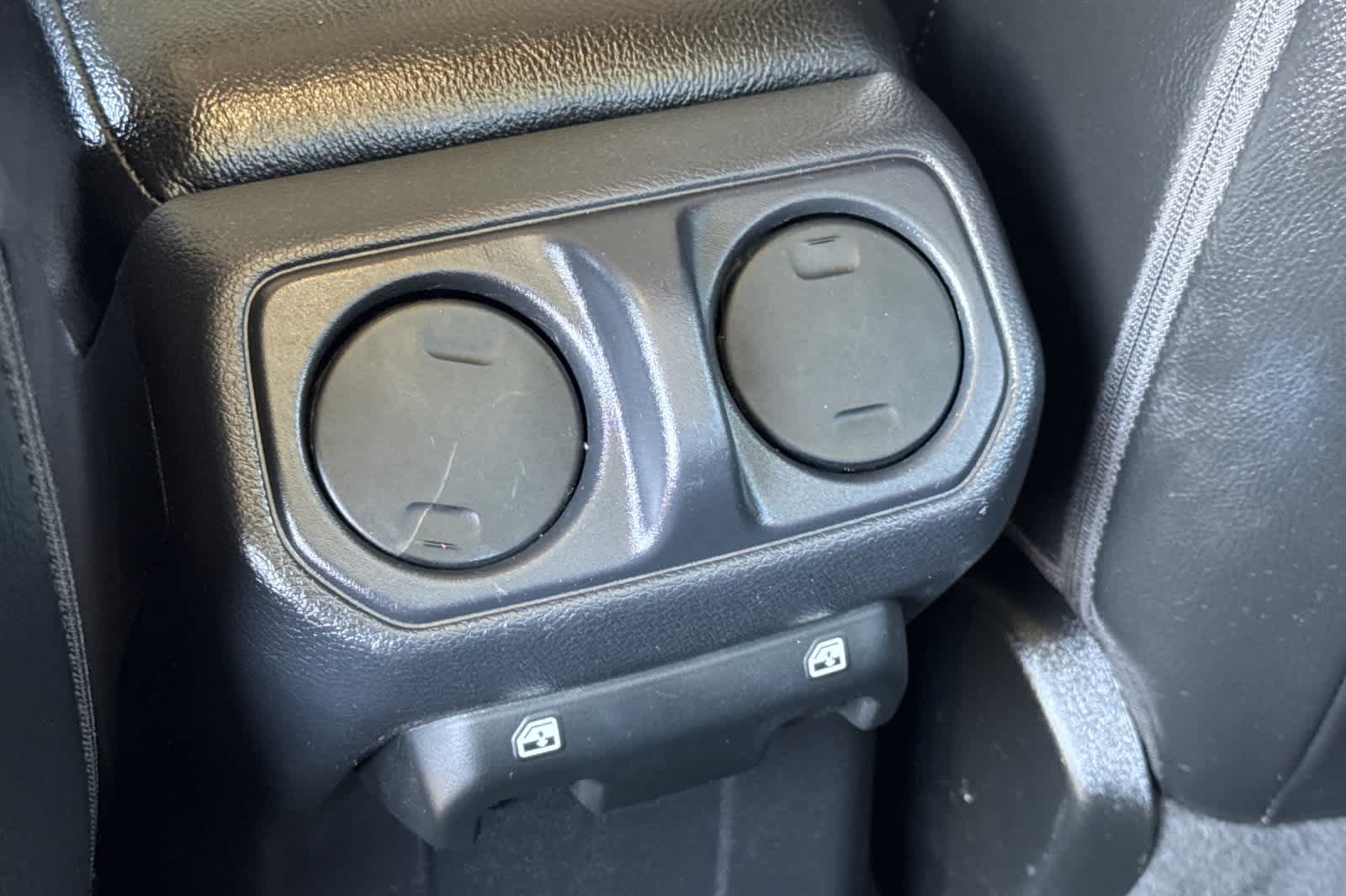 2021 Jeep Gladiator Sport 15