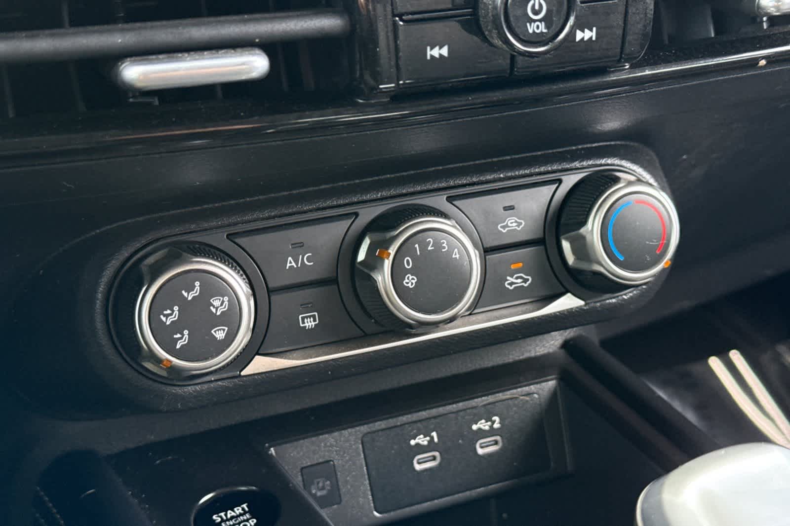 Thumbnail: 2025 Nissan Kicks - 21