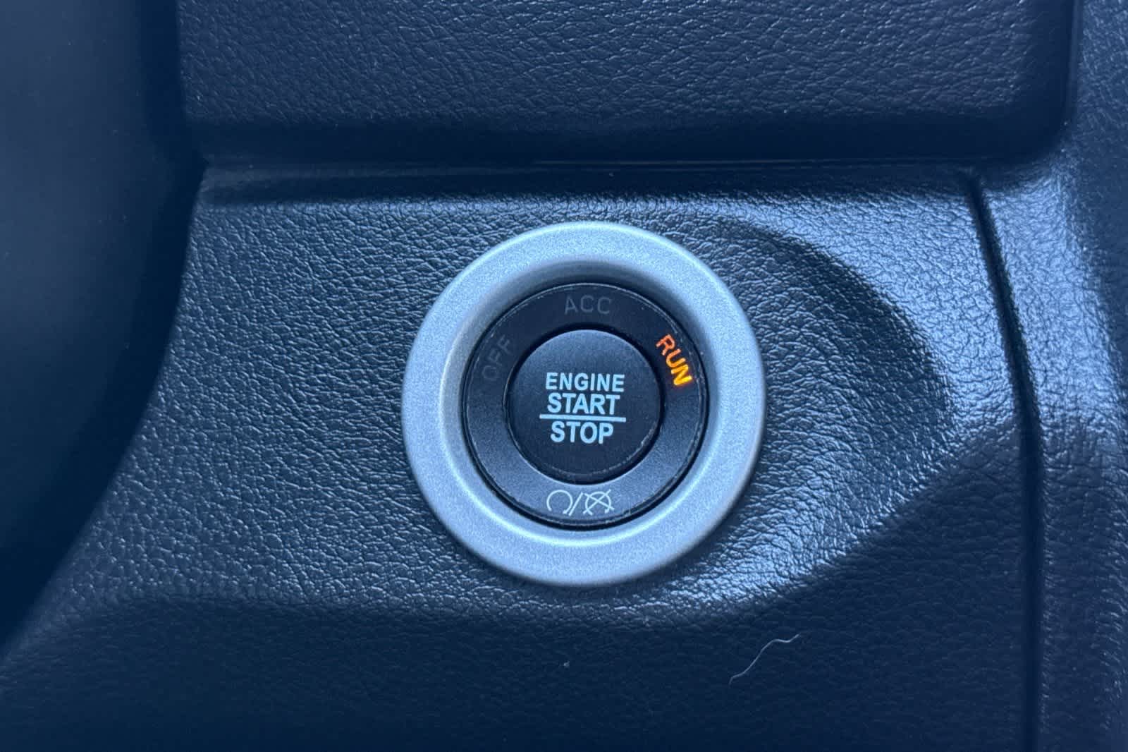 Thumbnail: 2022 RAM 1500 Classic - 22