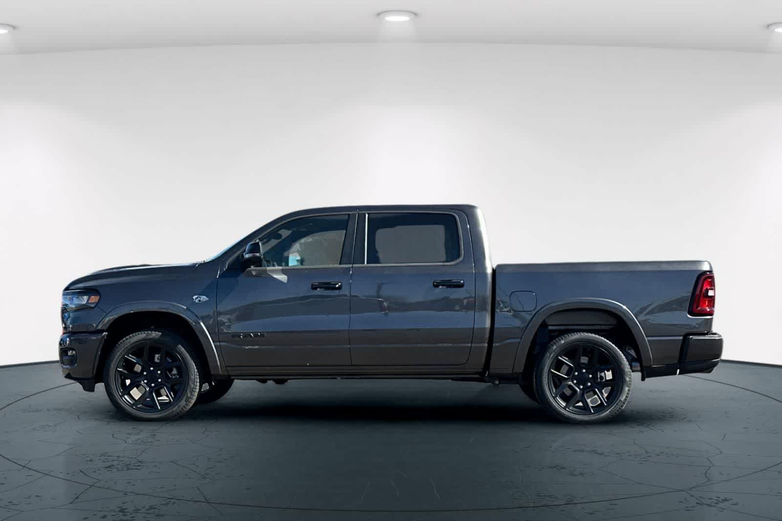 Thumbnail: 2026 RAM 1500 - 9