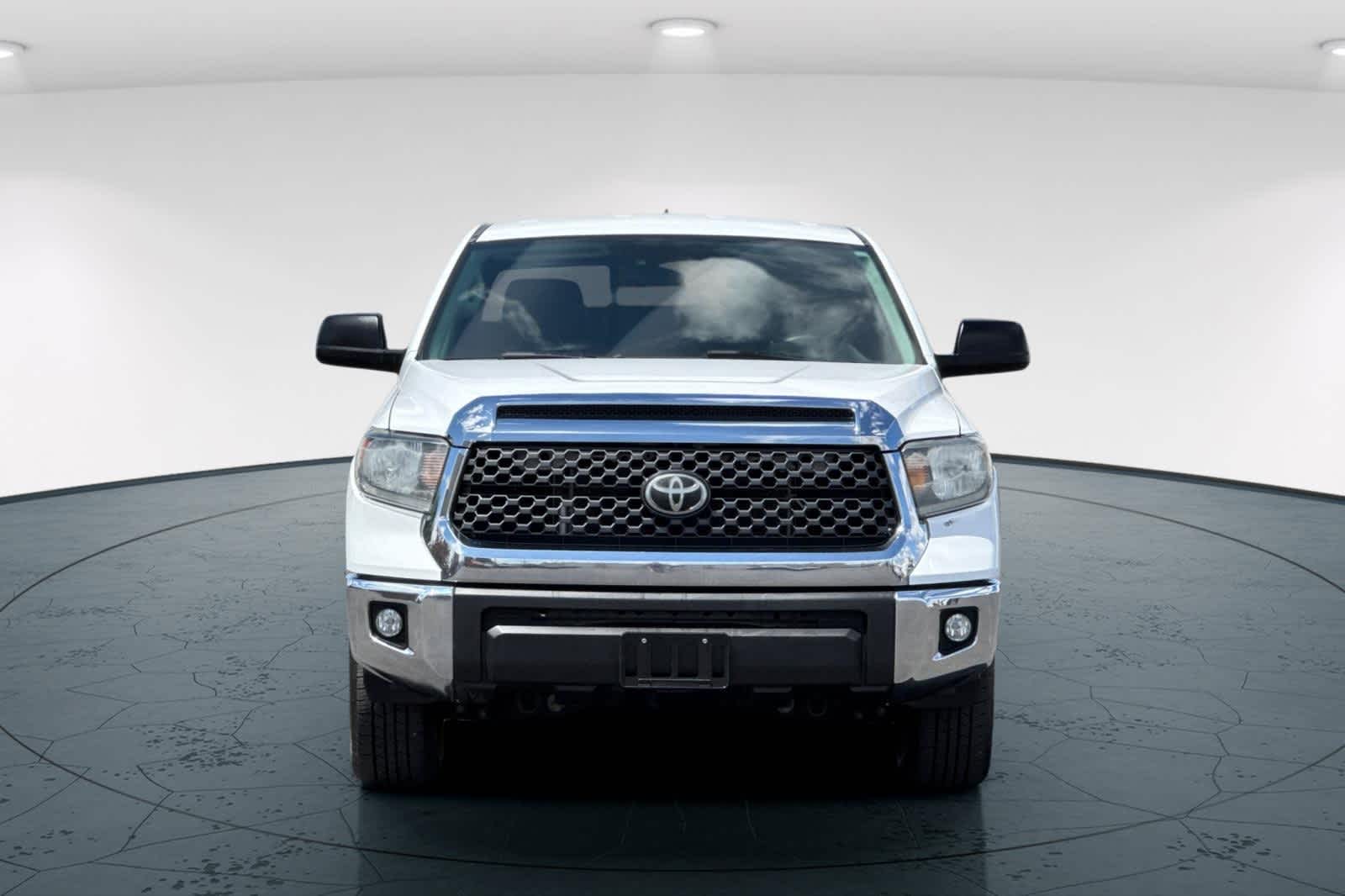 Thumbnail: 2020 Toyota Tundra - 10