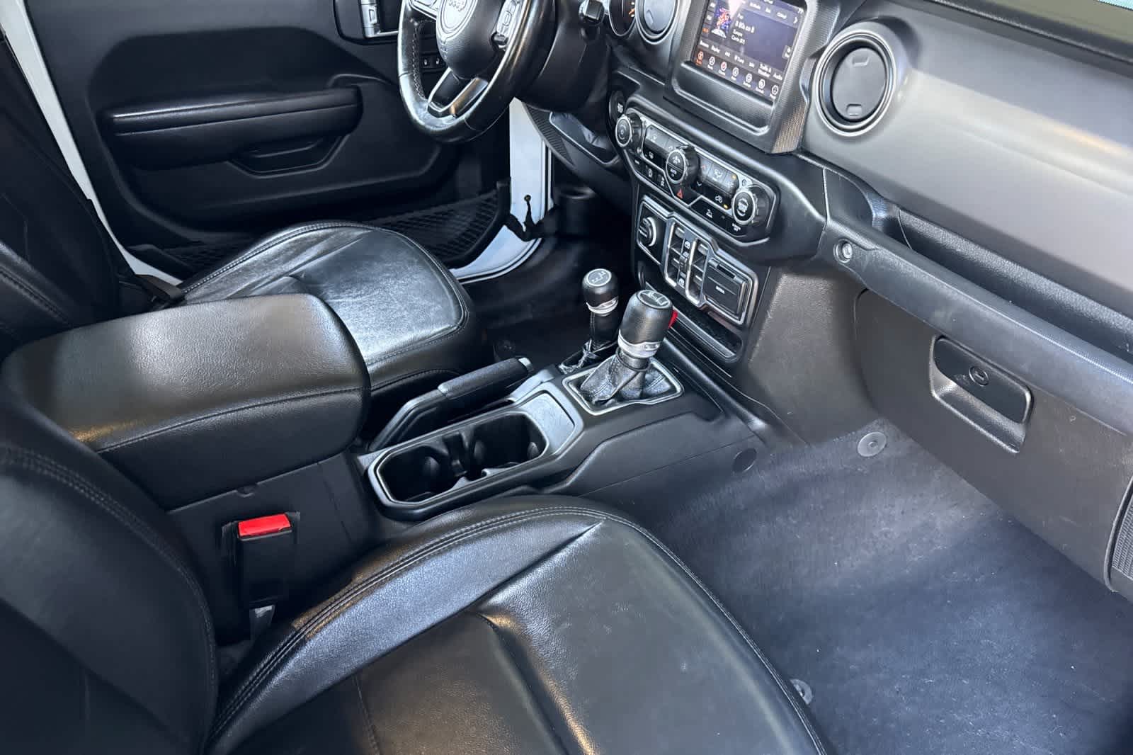 2021 Jeep Gladiator Sport 16