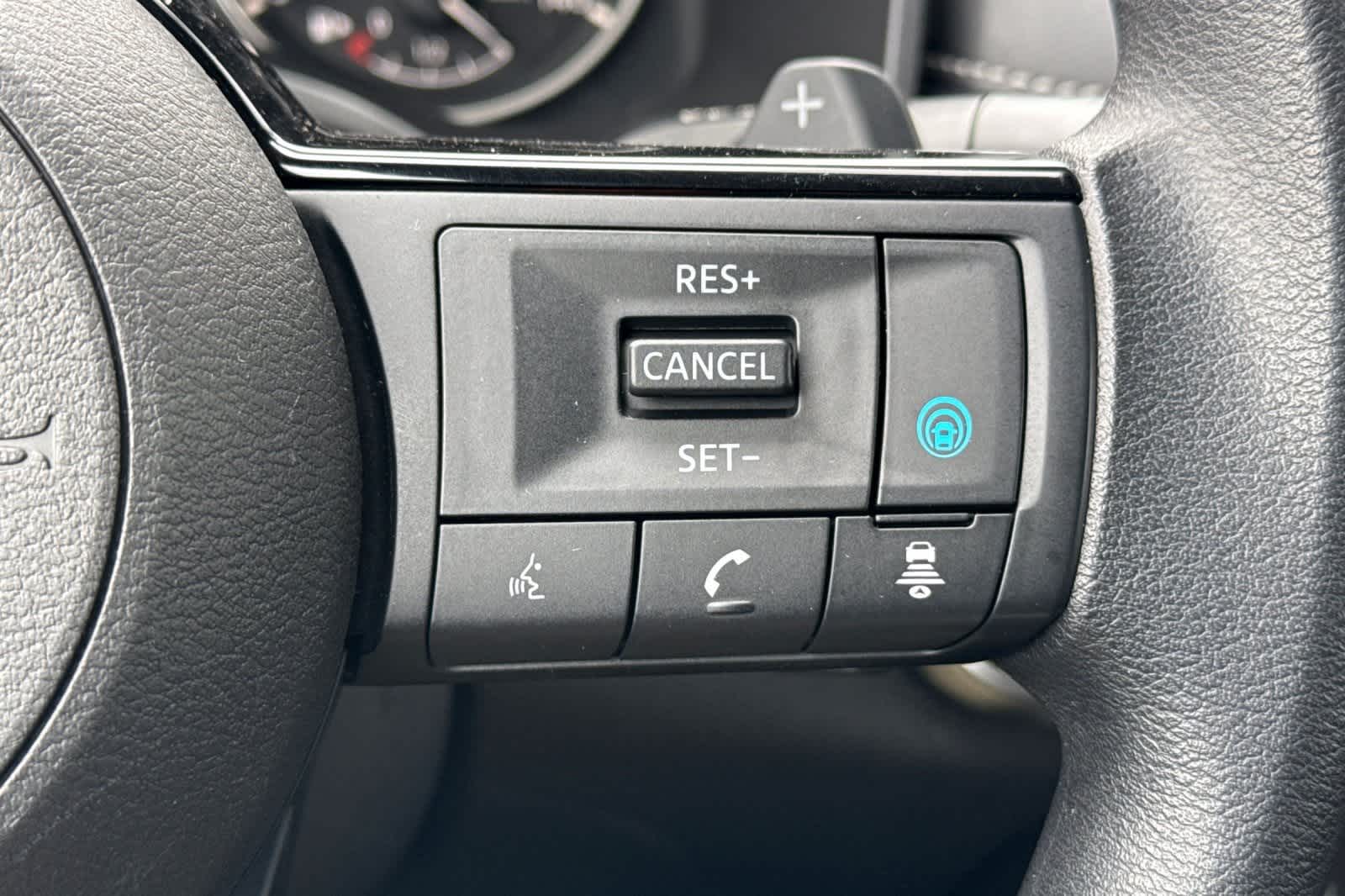 Thumbnail: 2022 Nissan Rogue - 27