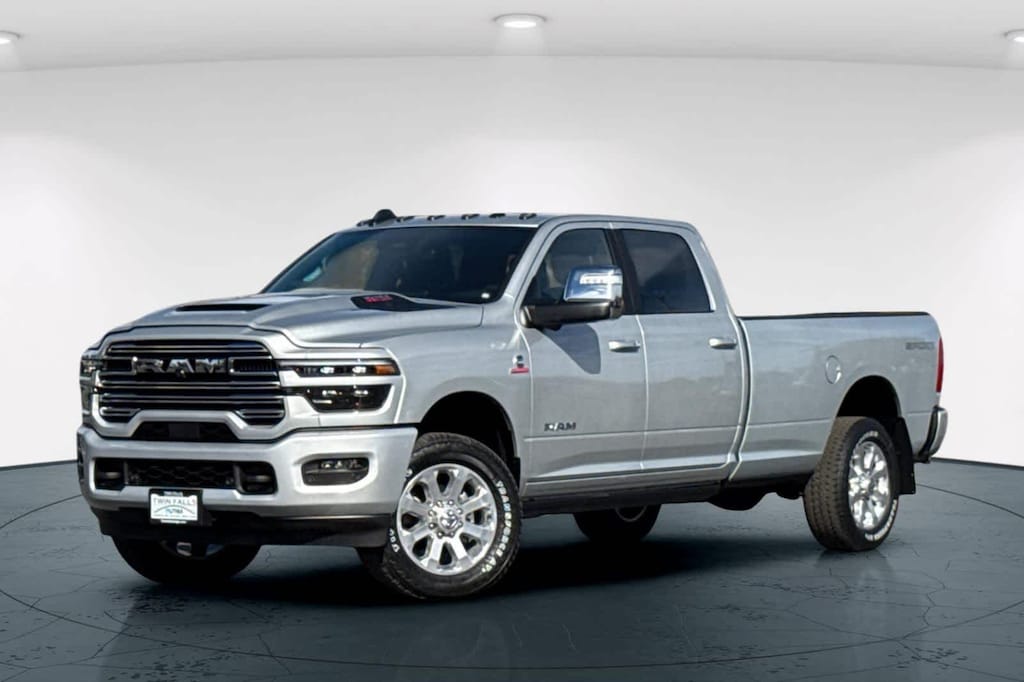 New 2026 Ram 3500 LARAMIE CREW CAB 4X4 8' BOX Pickup