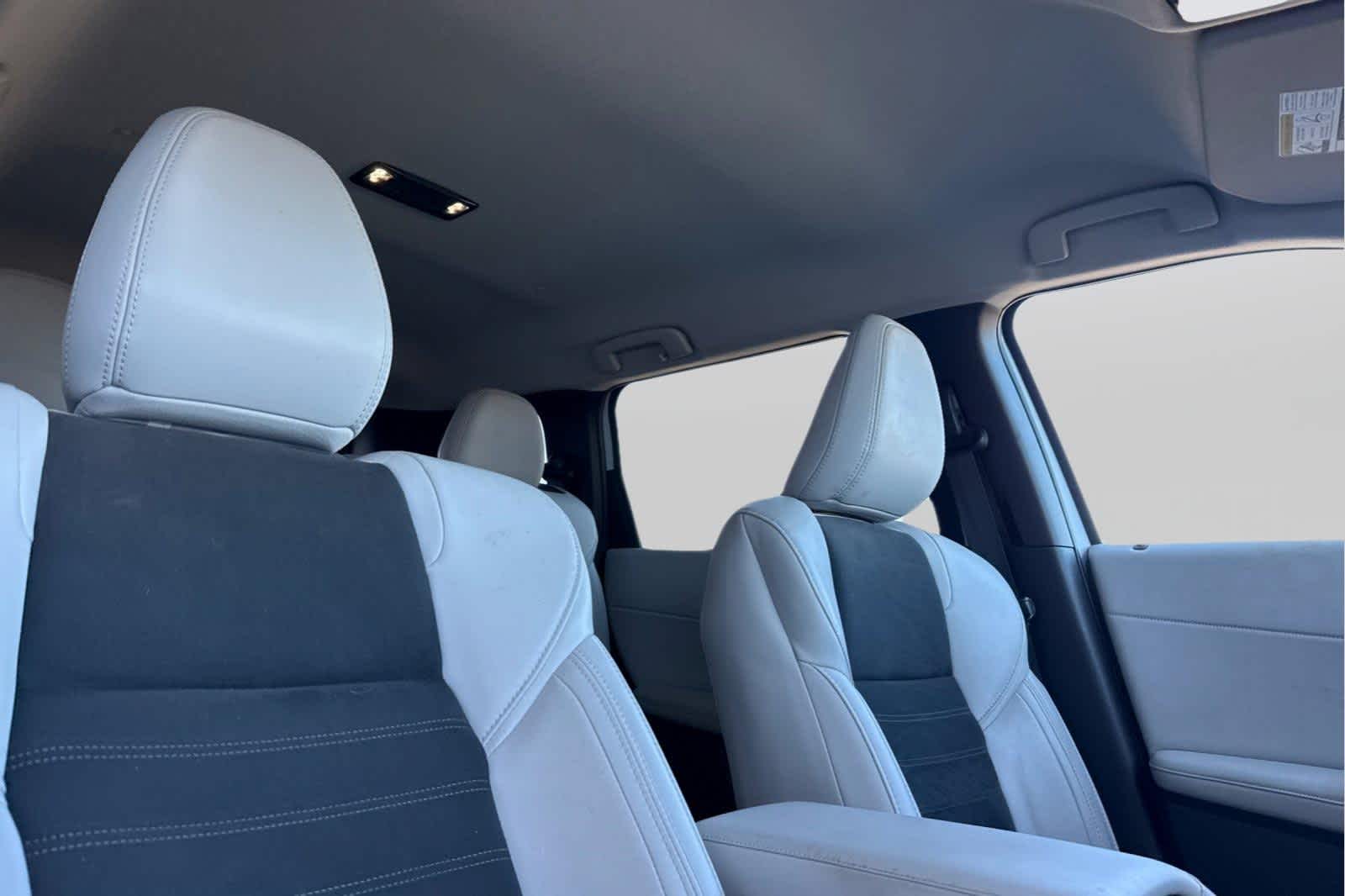 Thumbnail: 2025 Mitsubishi Outlander - 18