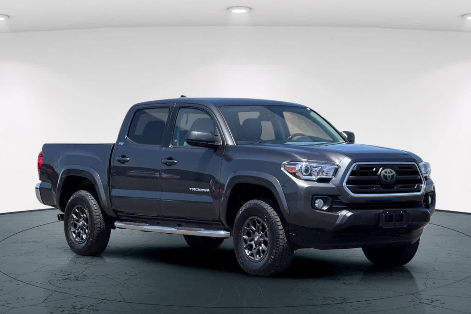 Thumbnail: 2018 Toyota Tacoma - 5