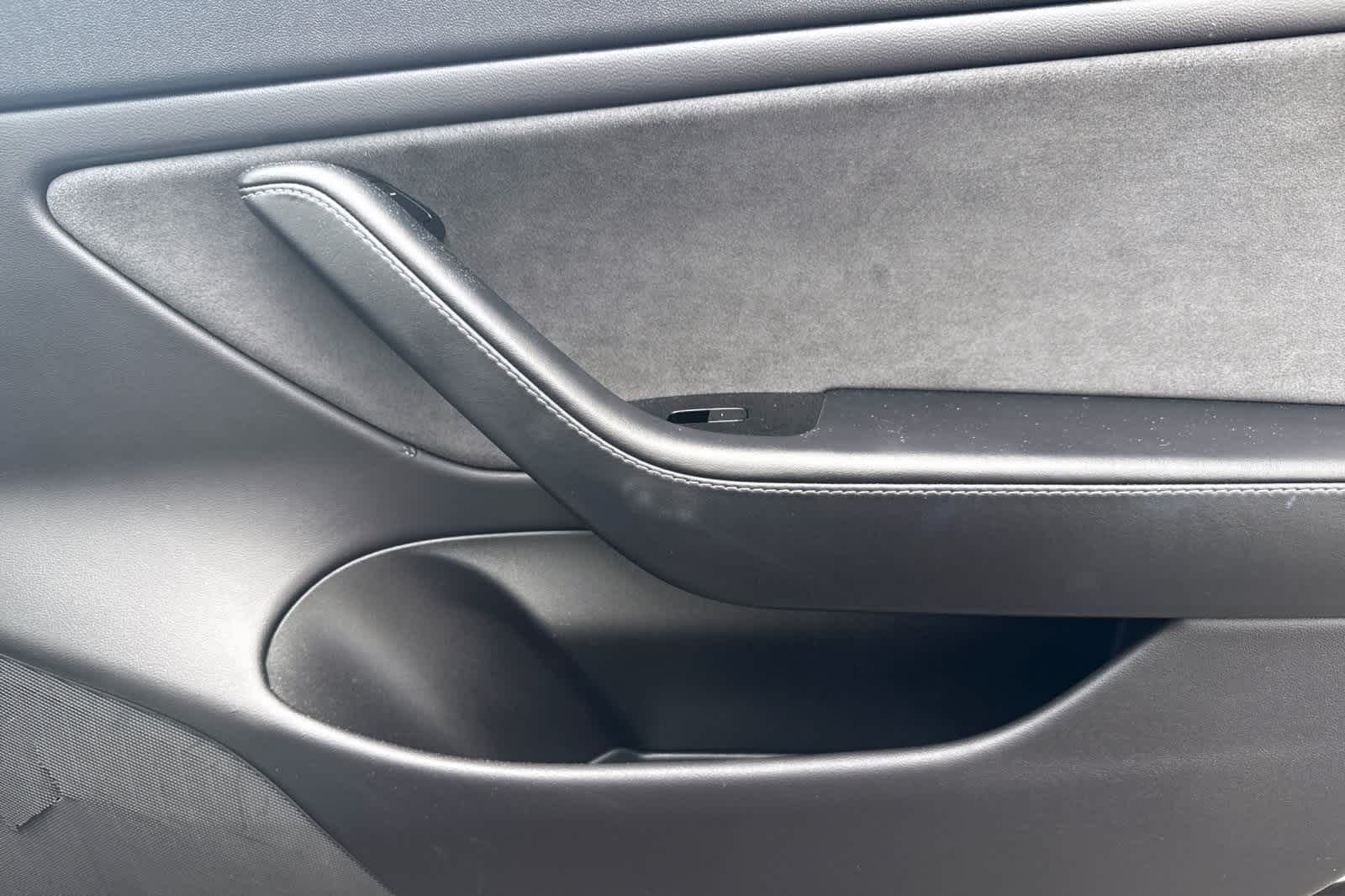 Thumbnail: 2019 Tesla Model 3 - 17