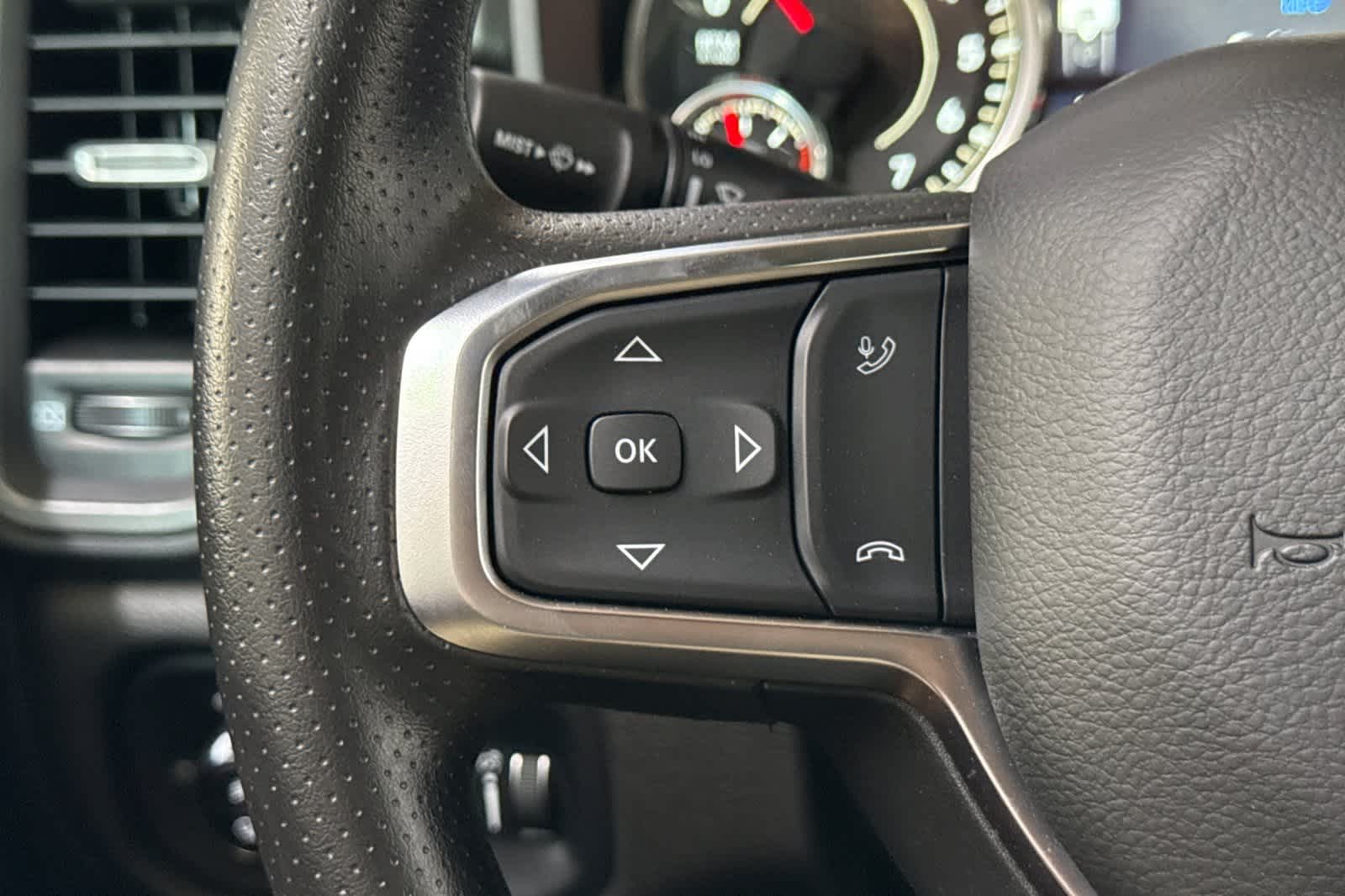 Thumbnail: 2025 RAM 1500 - 25