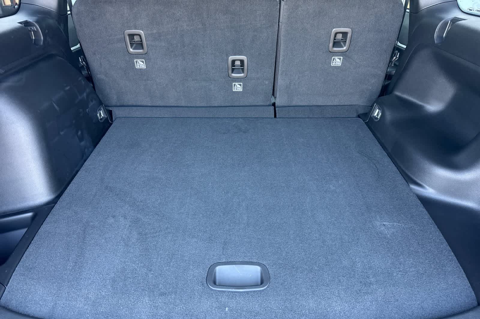 Thumbnail: 2025 Jeep Grand Cherokee - 16