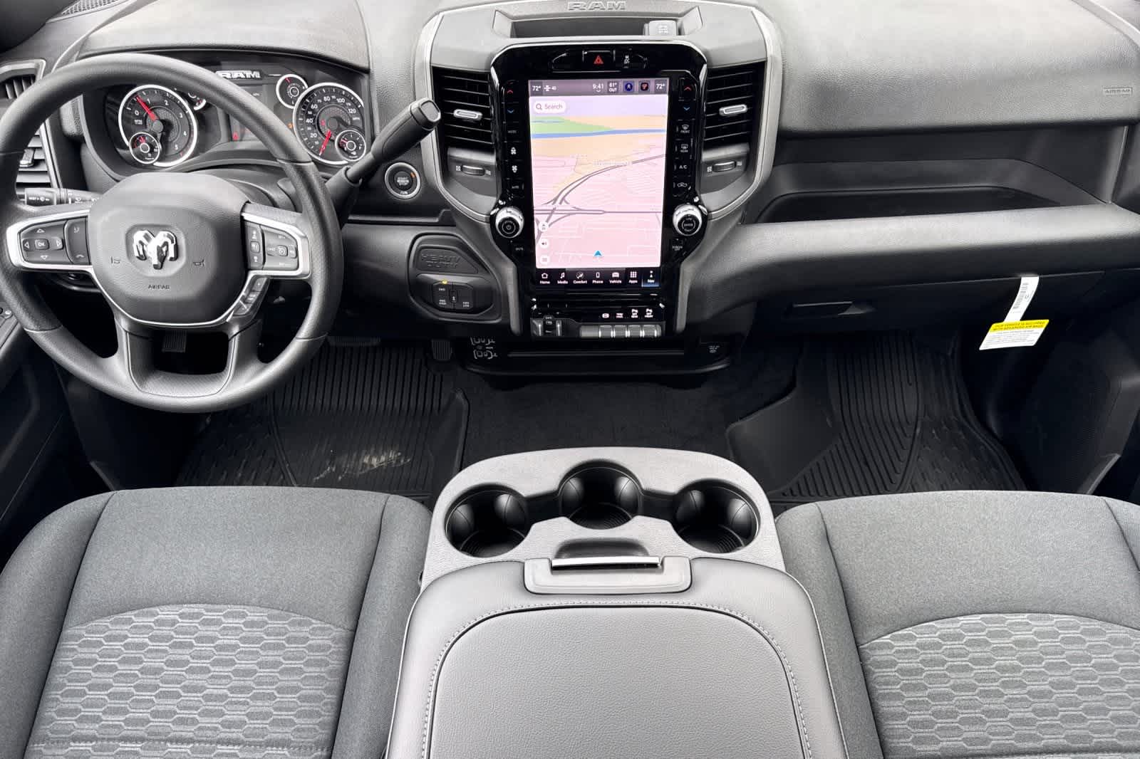 2025 Ram 2500 Tradesman photo 3