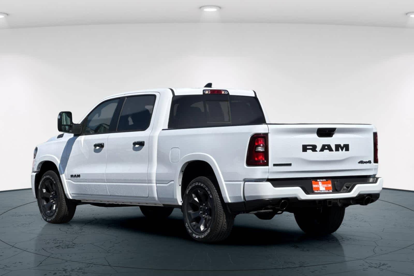 Thumbnail: 2025 RAM 1500 - 8