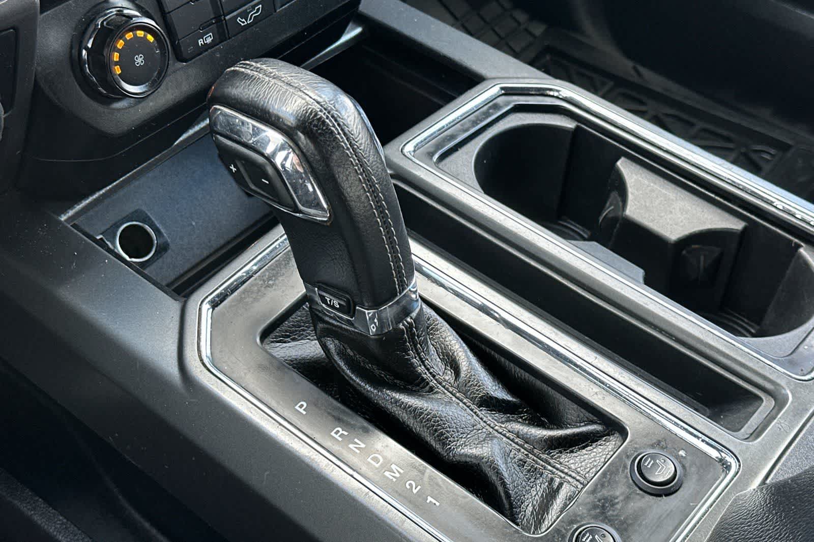 Thumbnail: 2016 Ford F-150 - 23