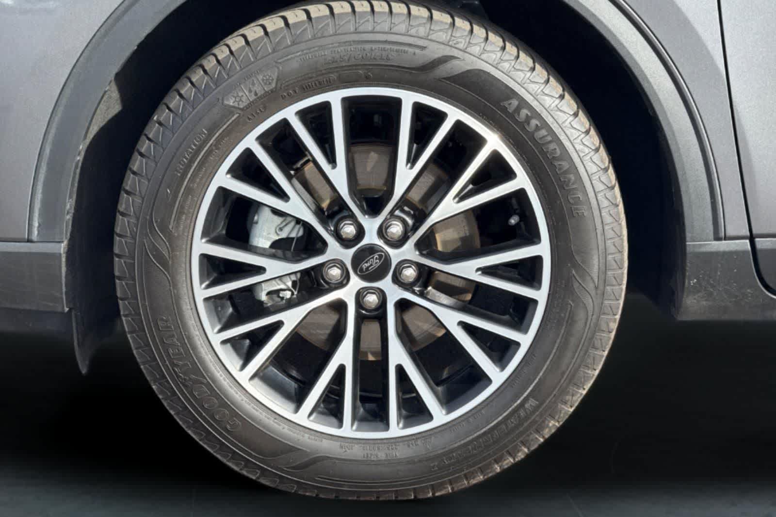 Thumbnail: 2023 Ford Escape - 31