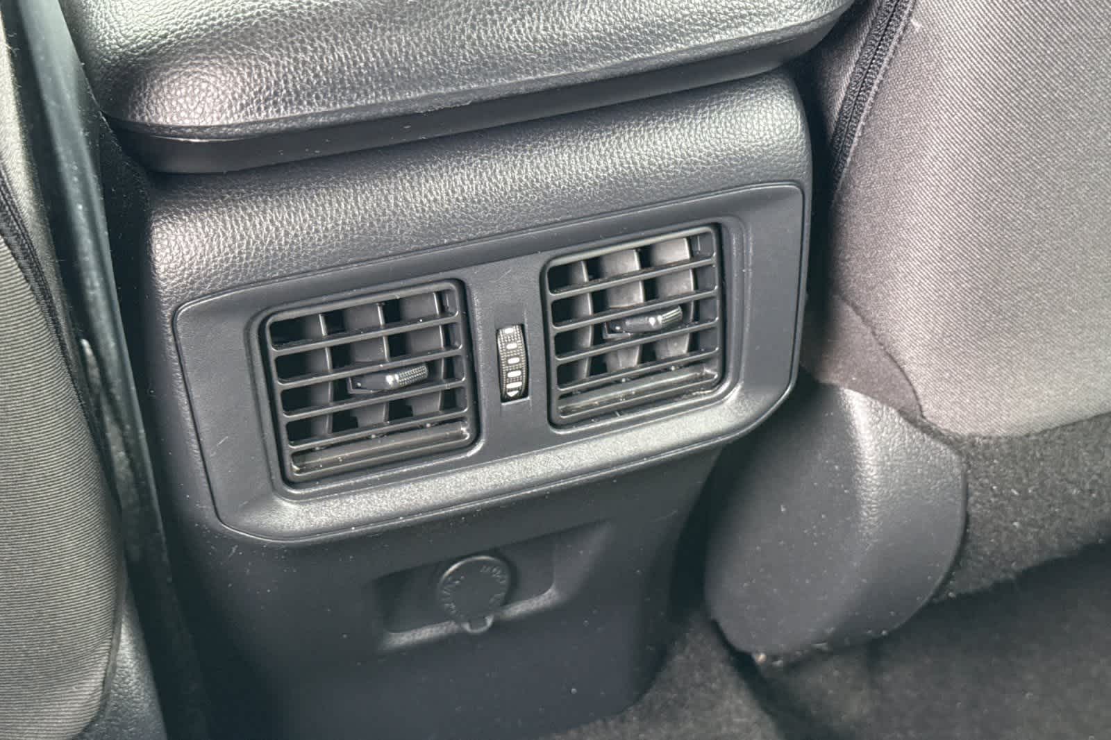 Thumbnail: 2024 Toyota RAV4 - 15