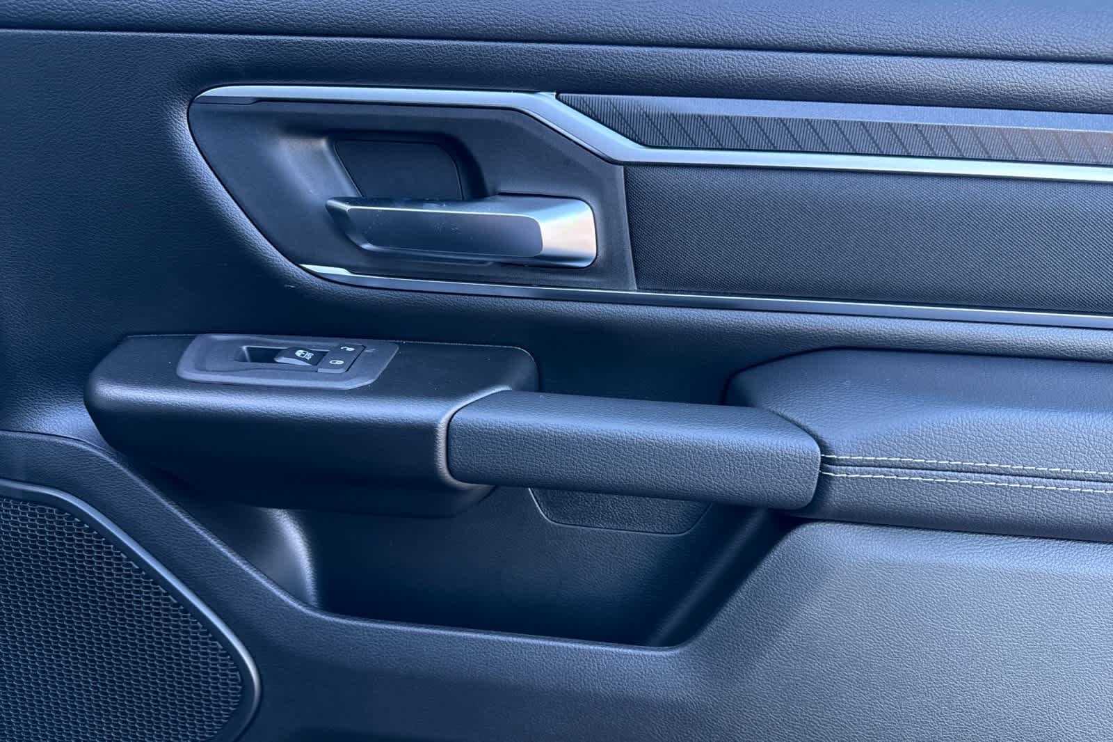 Thumbnail: 2026 RAM 1500 - 18