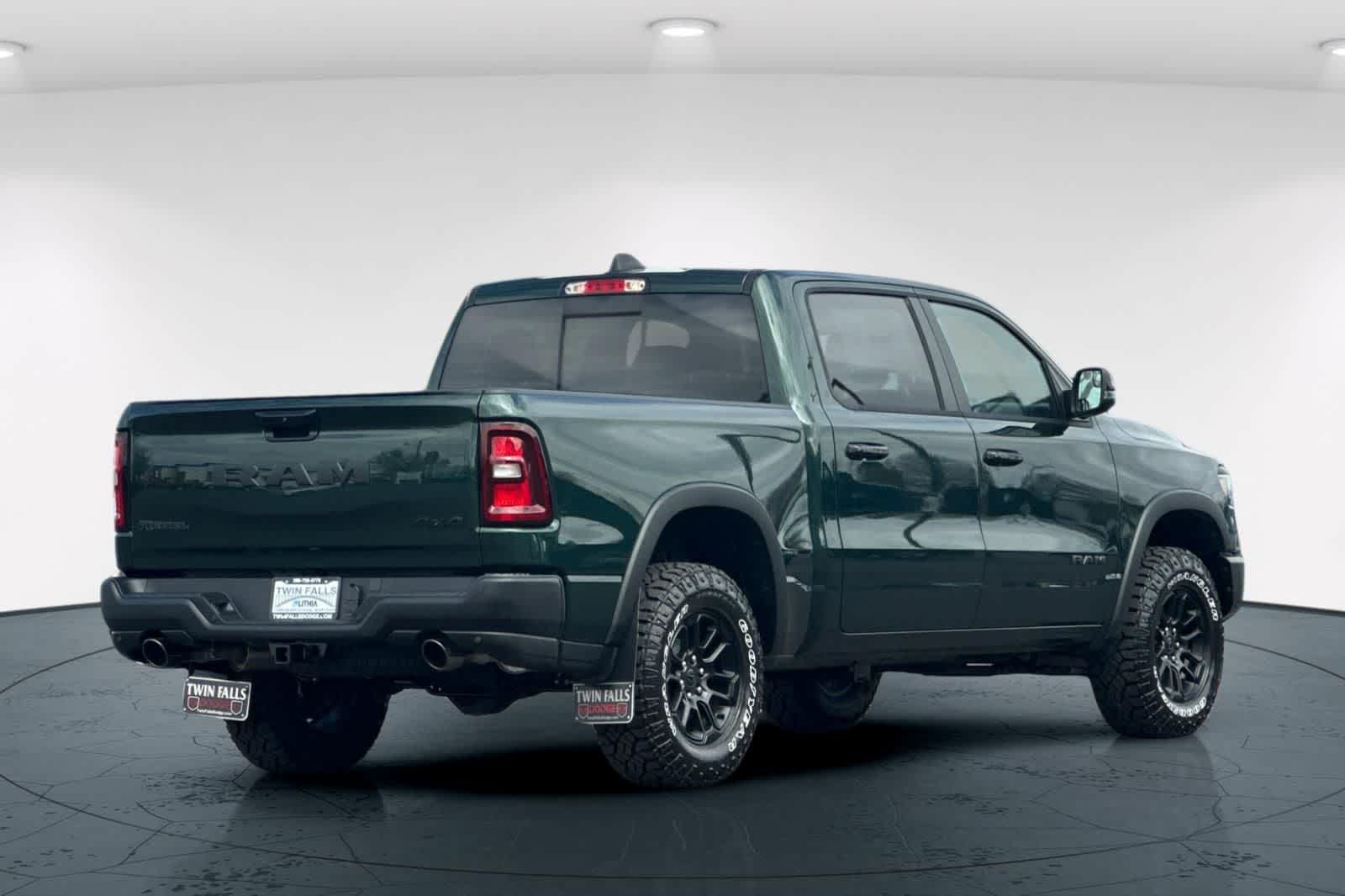 Thumbnail: 2026 RAM 1500 - 2