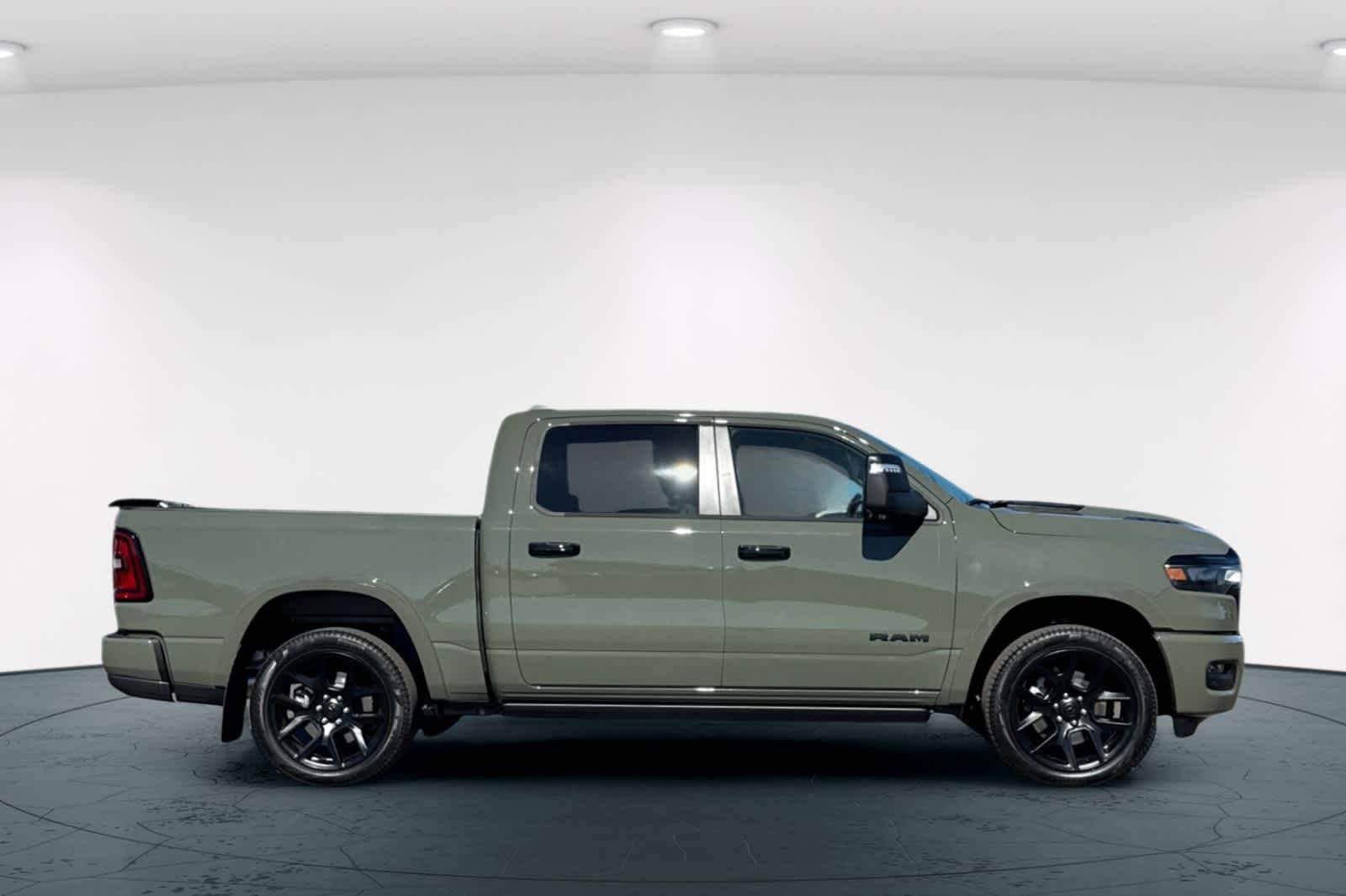 Thumbnail: 2026 RAM 1500 - 6
