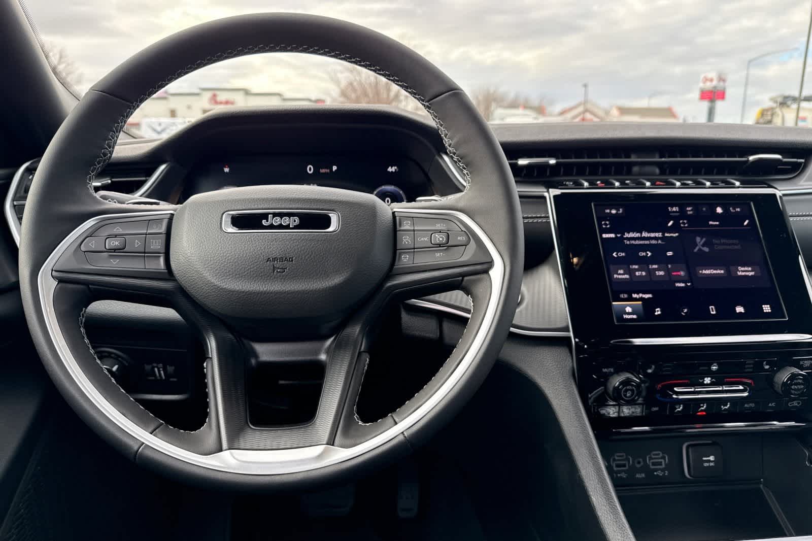 Thumbnail: 2025 Jeep Grand Cherokee - 14