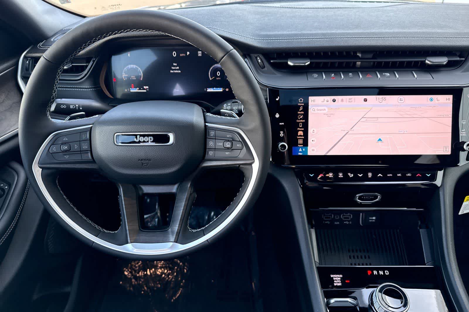 Thumbnail: 2026 Jeep Grand Cherokee - 14