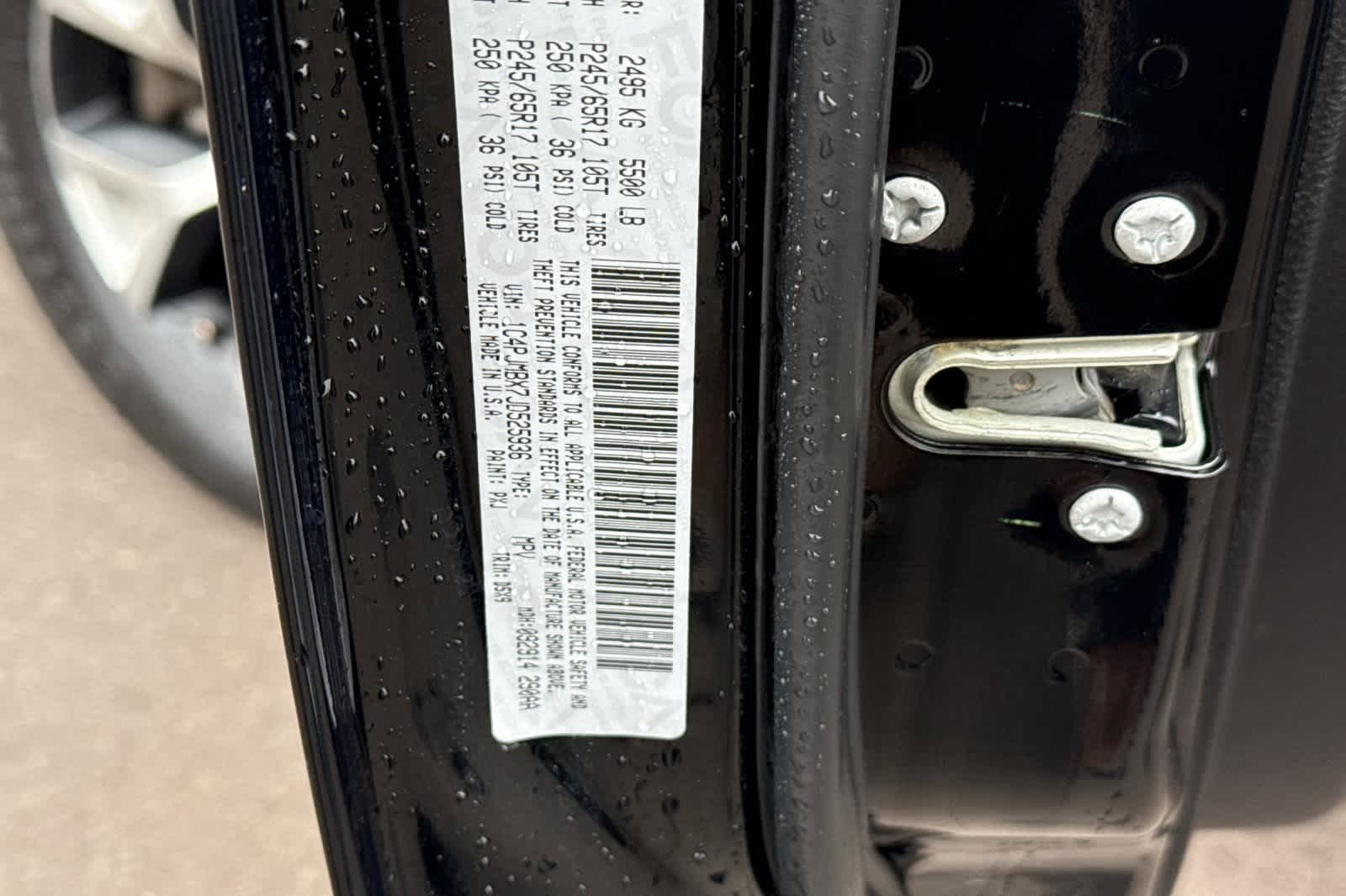 Thumbnail: 2018 Jeep Cherokee - 34