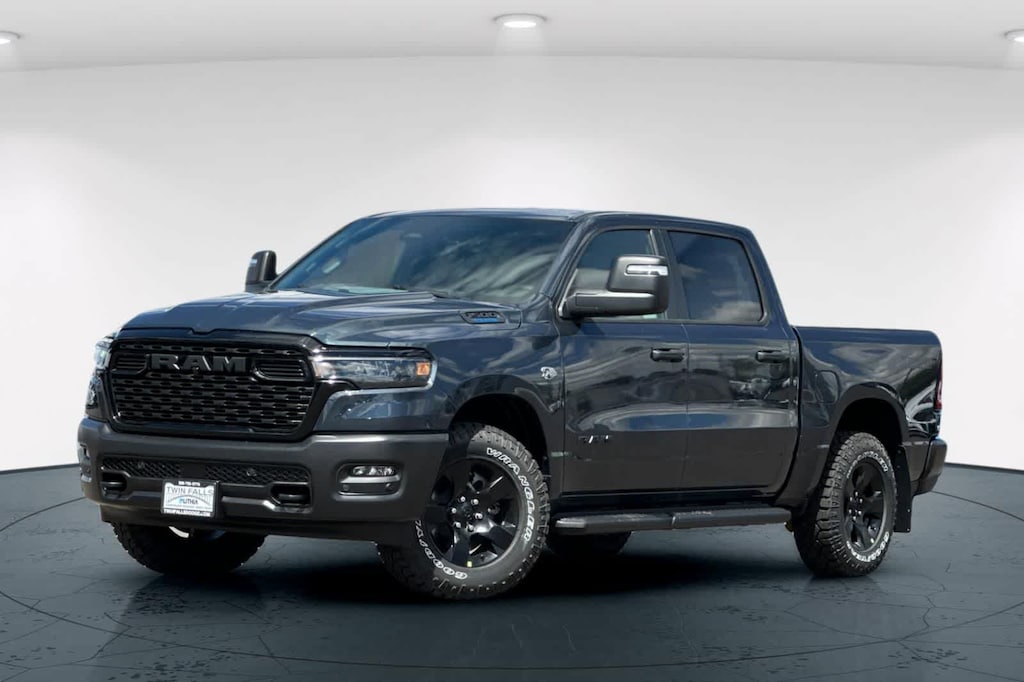 New 2026 Ram 1500 WARLOCK CREW CAB 4X4 5'7 BOX Pickup