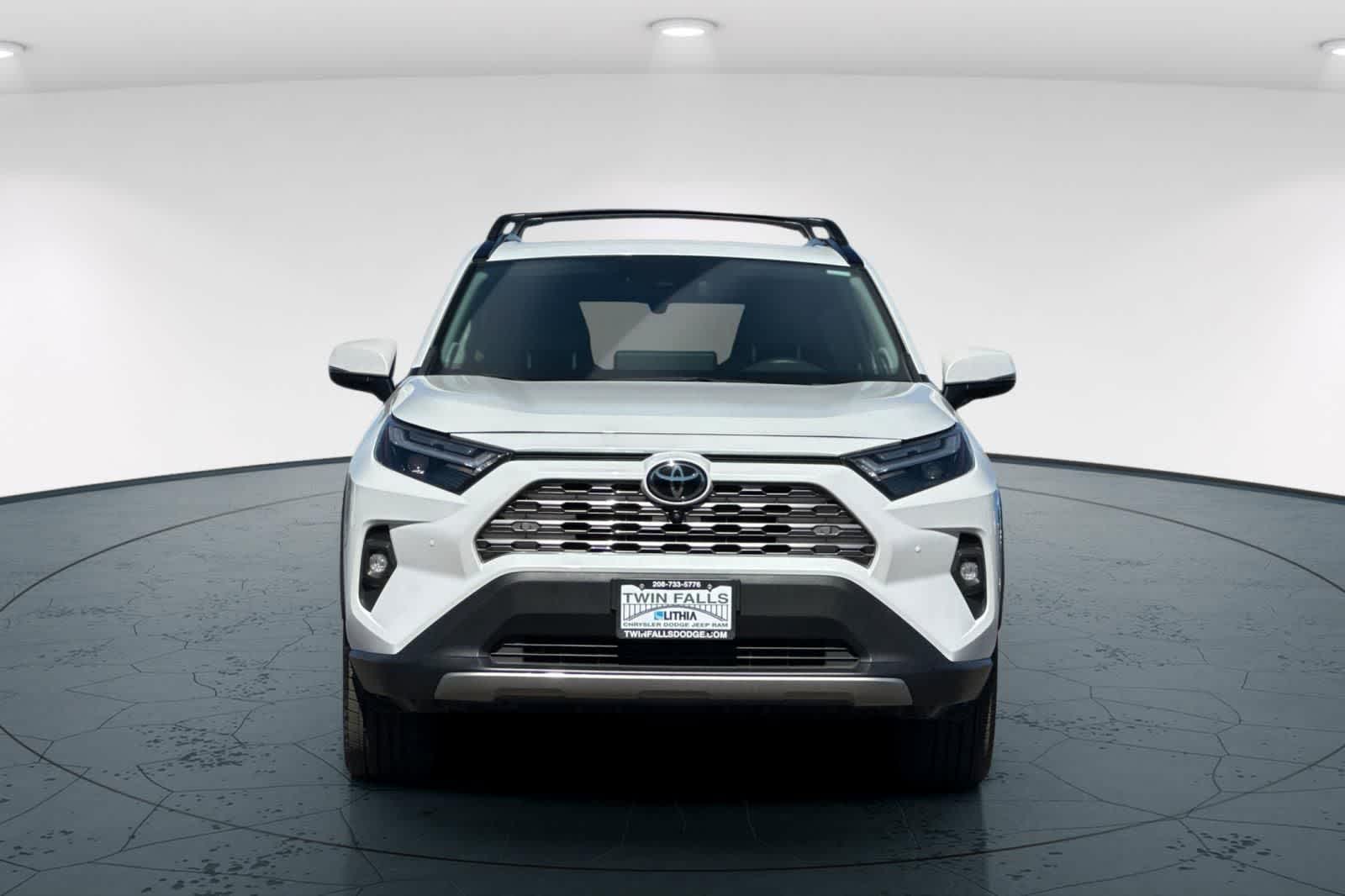 Thumbnail: 2023 Toyota RAV4 - 10