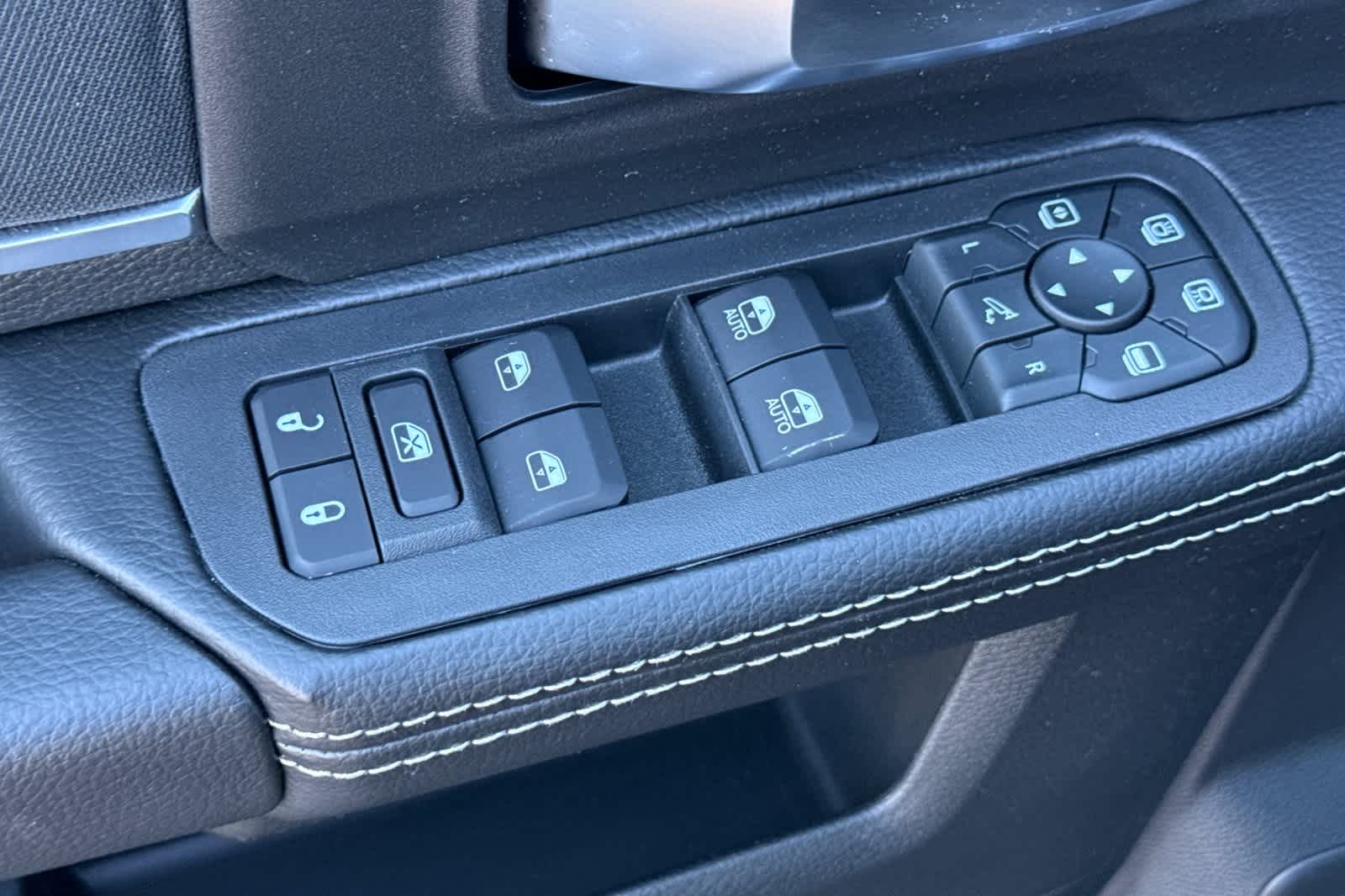 Thumbnail: 2026 RAM 2500 - 13