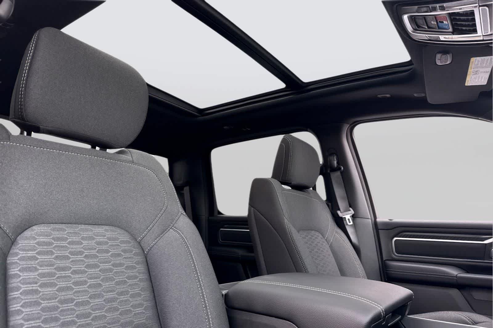 Thumbnail: 2026 RAM 1500 - 17