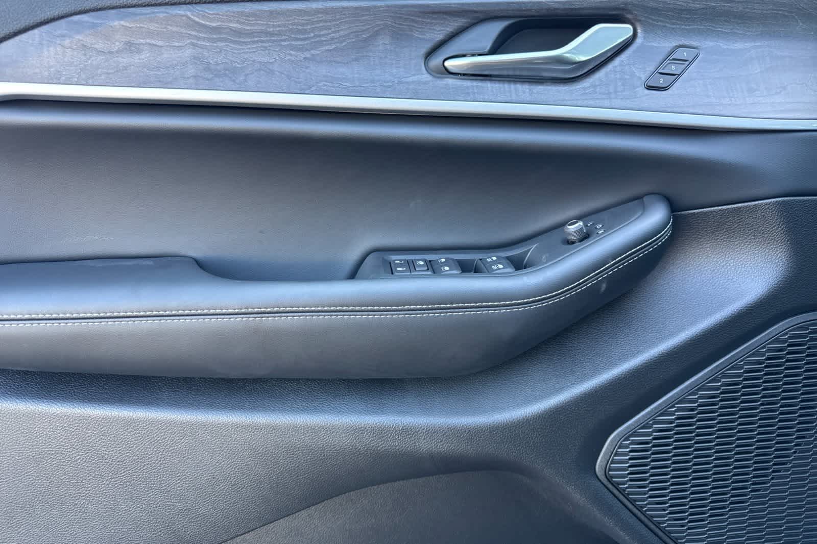 Thumbnail: 2025 Jeep Grand Cherokee - 12