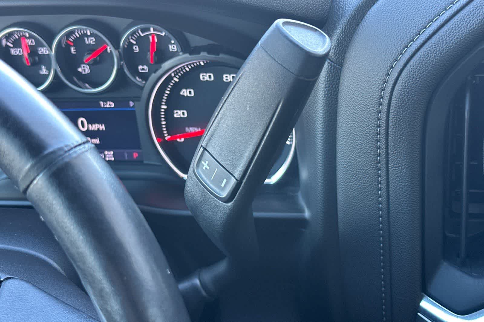 Thumbnail: 2021 Chevrolet Silverado 1500 - 21