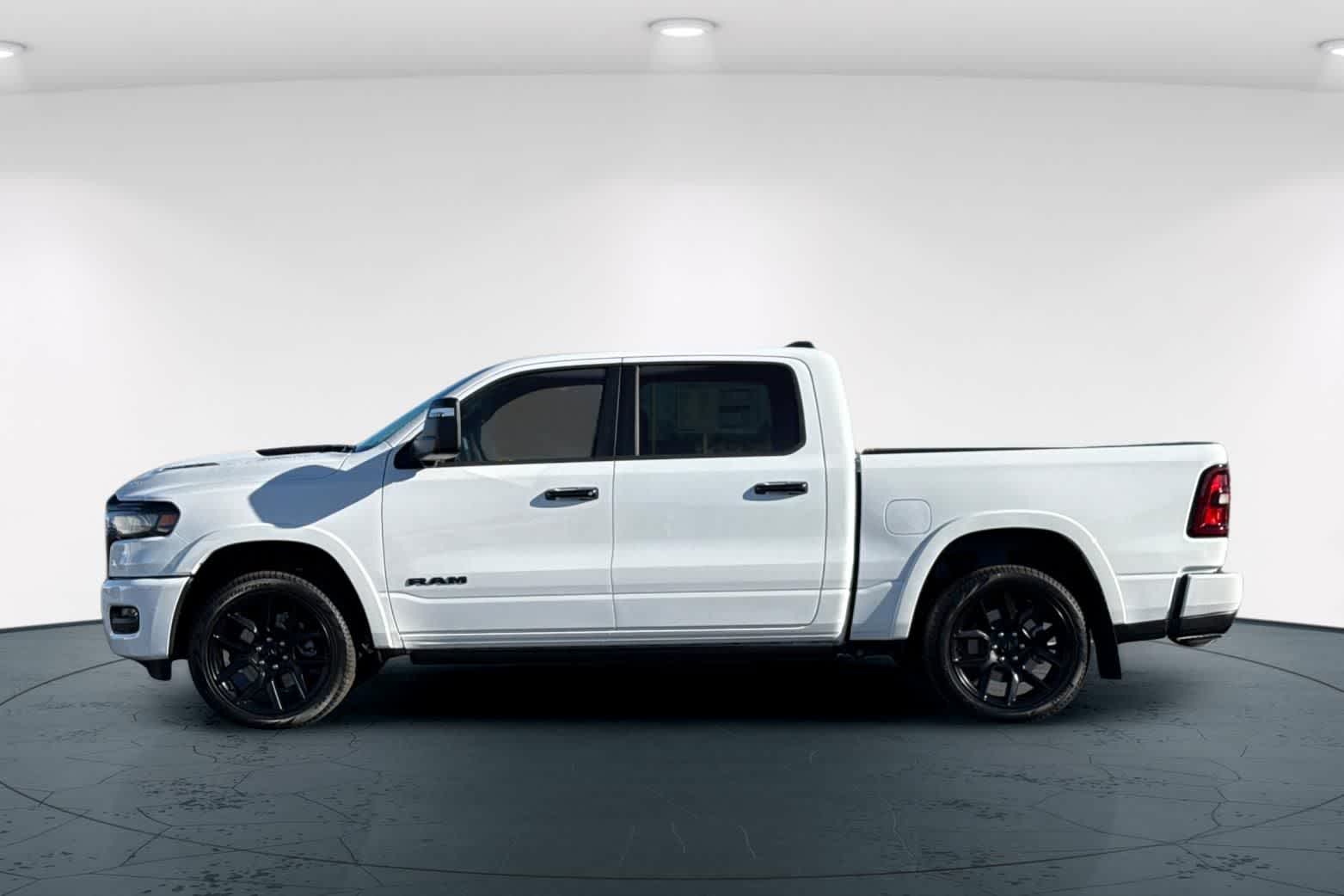 Thumbnail: 2026 RAM 1500 - 9