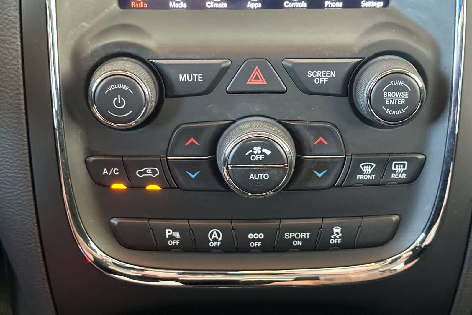 Thumbnail: 2018 Dodge Durango - 22