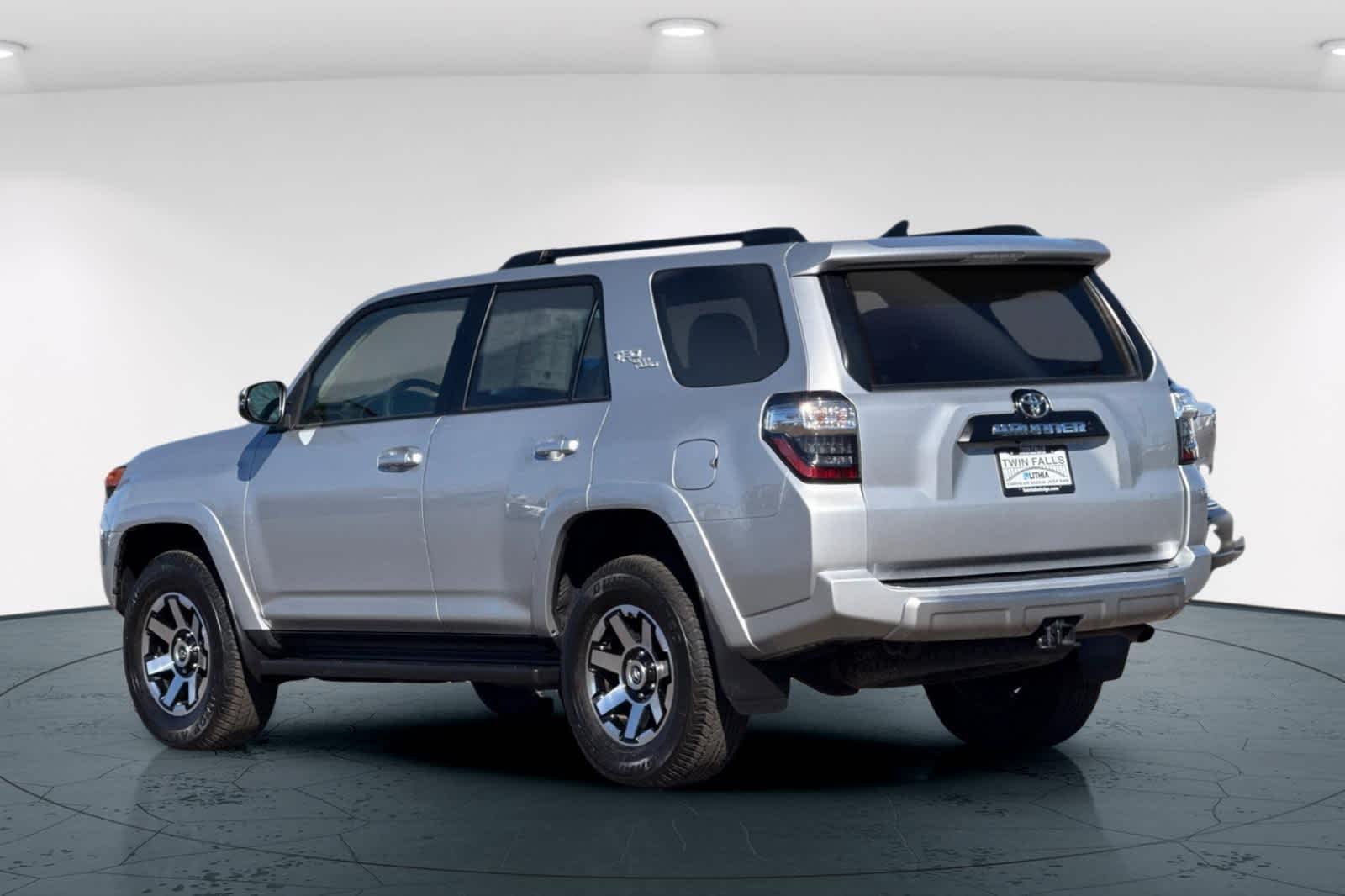 Thumbnail: 2024 Toyota 4Runner - 8