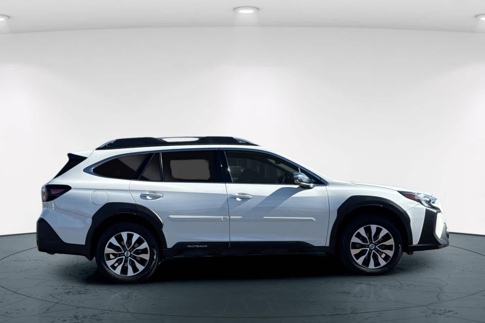 Thumbnail: 2023 Subaru Outback - 5