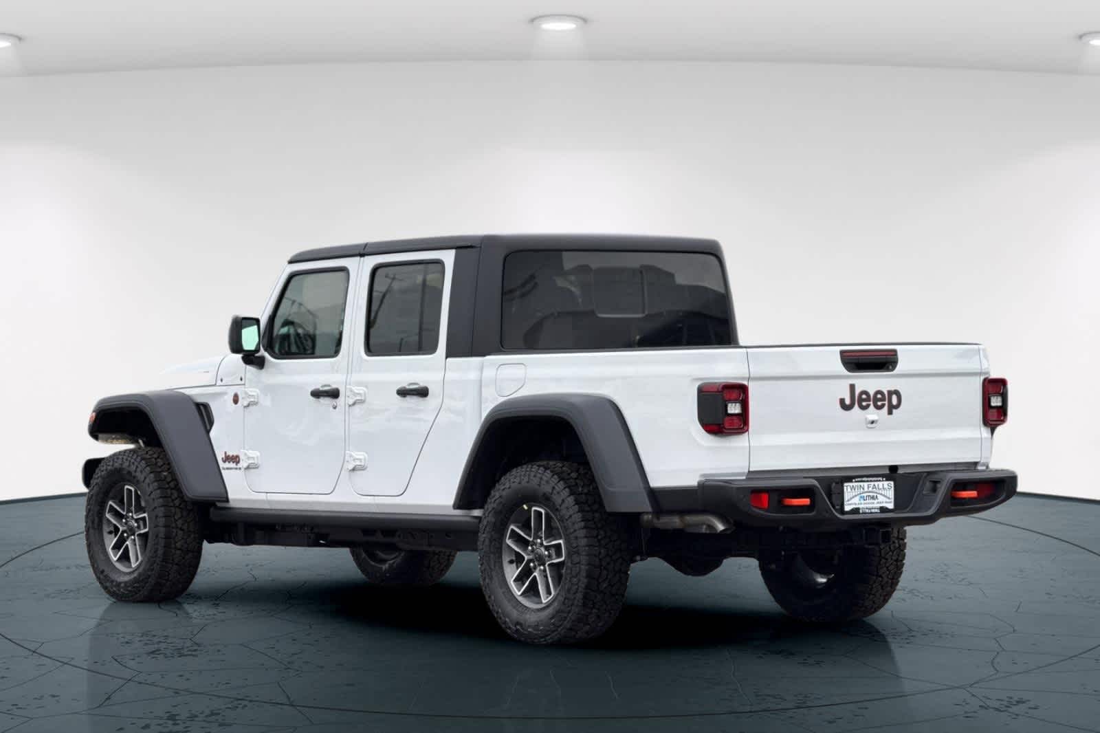 Thumbnail: 2026 Jeep Gladiator - 8