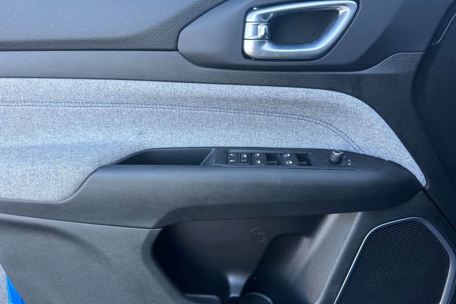 Thumbnail: 2022 Jeep Compass - 12