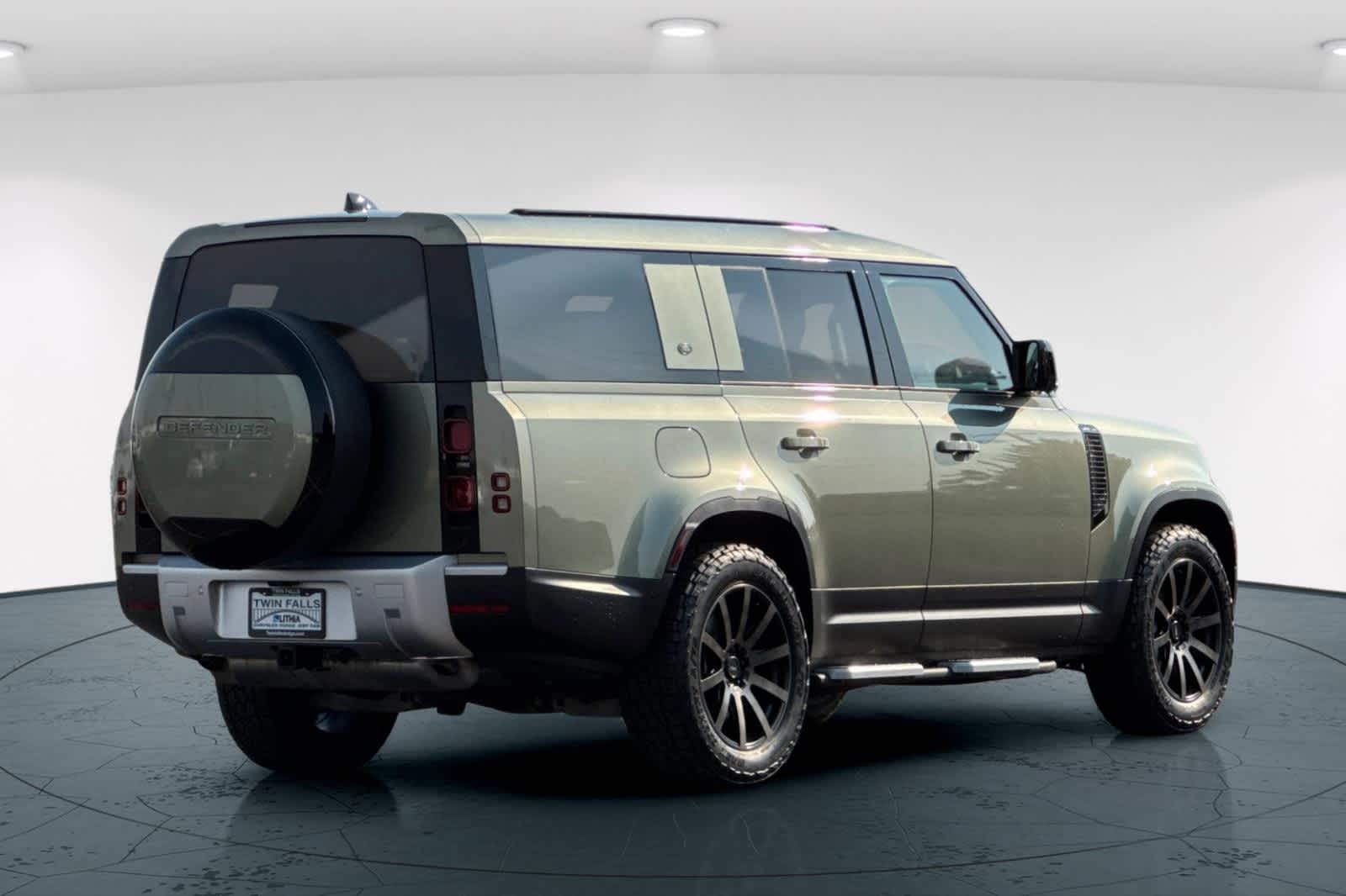 Thumbnail: 2024 Land Rover Defender - 2