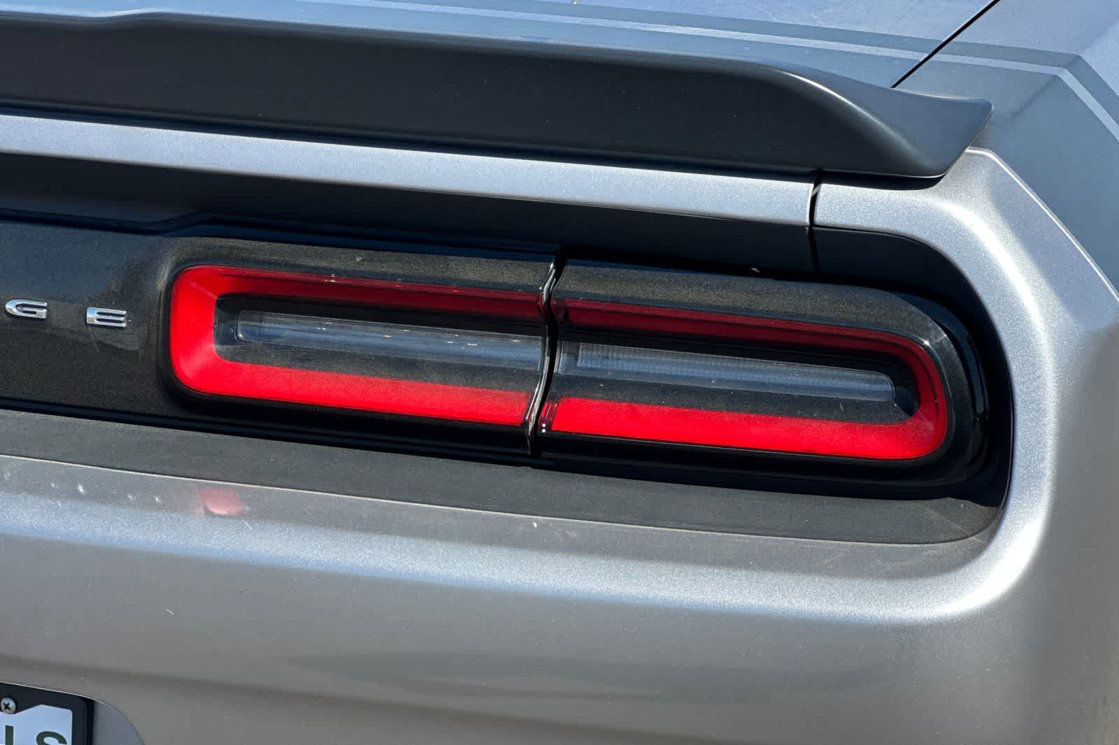 Thumbnail: 2016 Dodge Challenger - 31