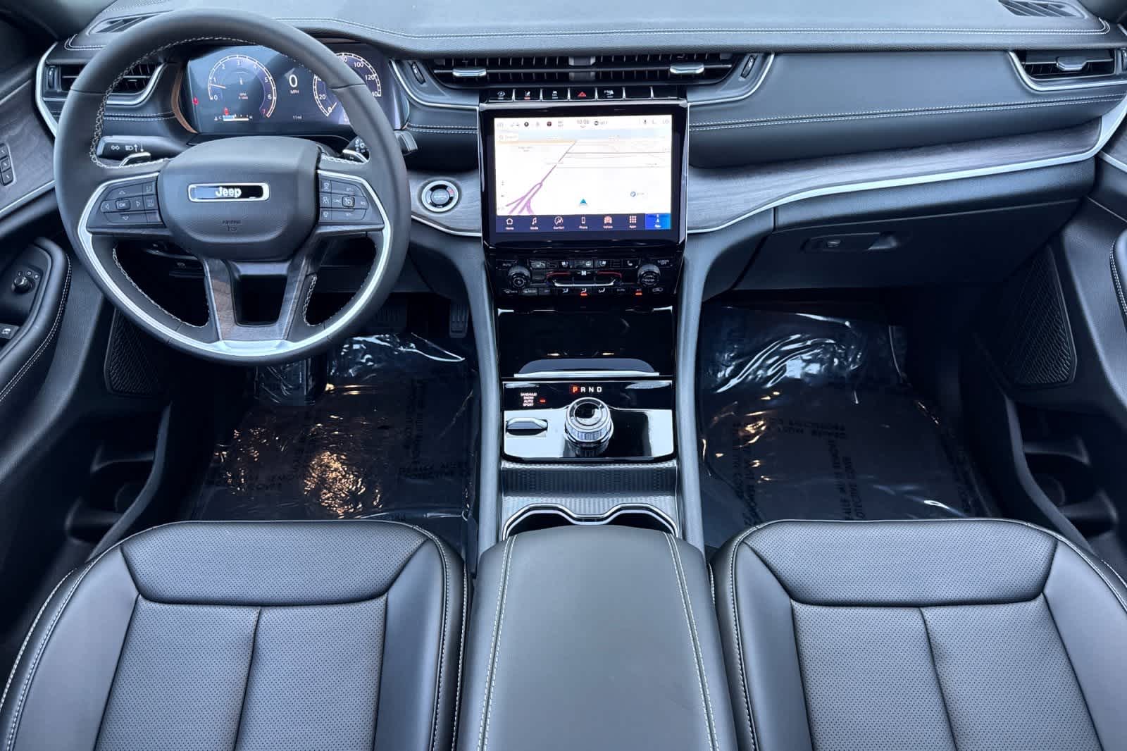 Thumbnail: 2025 Jeep Grand Cherokee - 3