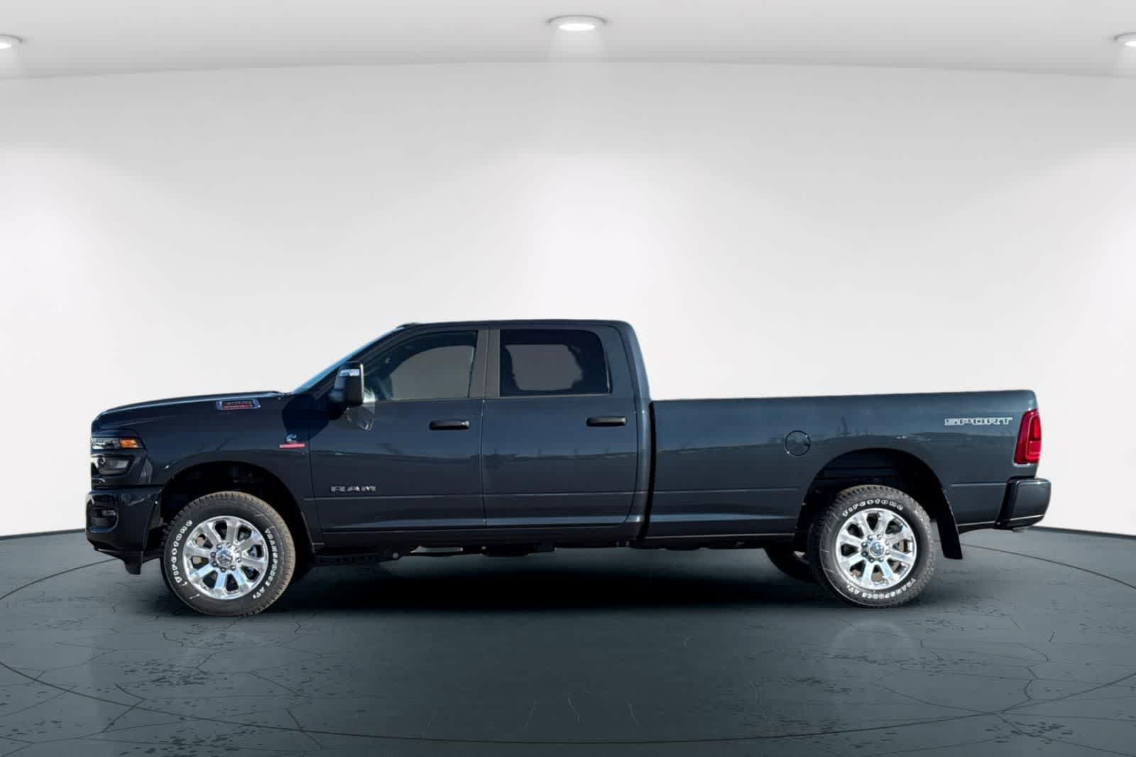 Thumbnail: 2026 RAM 3500 - 9