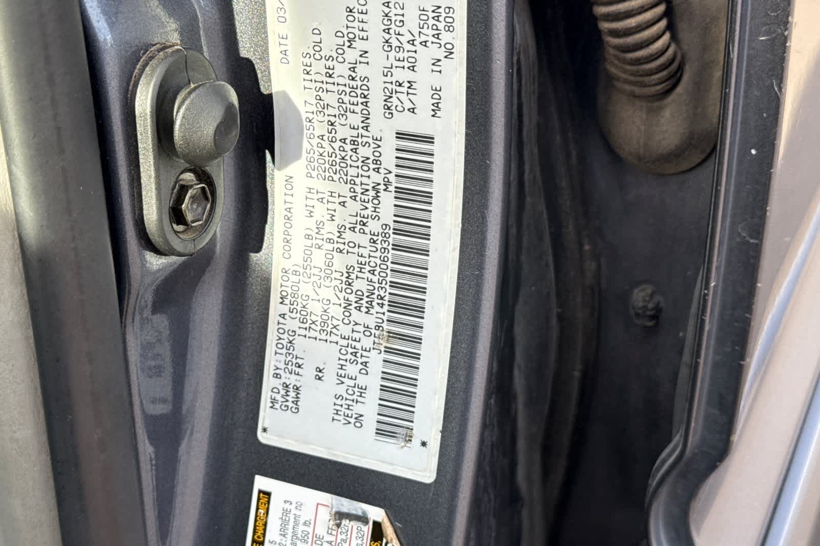 Thumbnail: 2005 Toyota 4Runner - 32