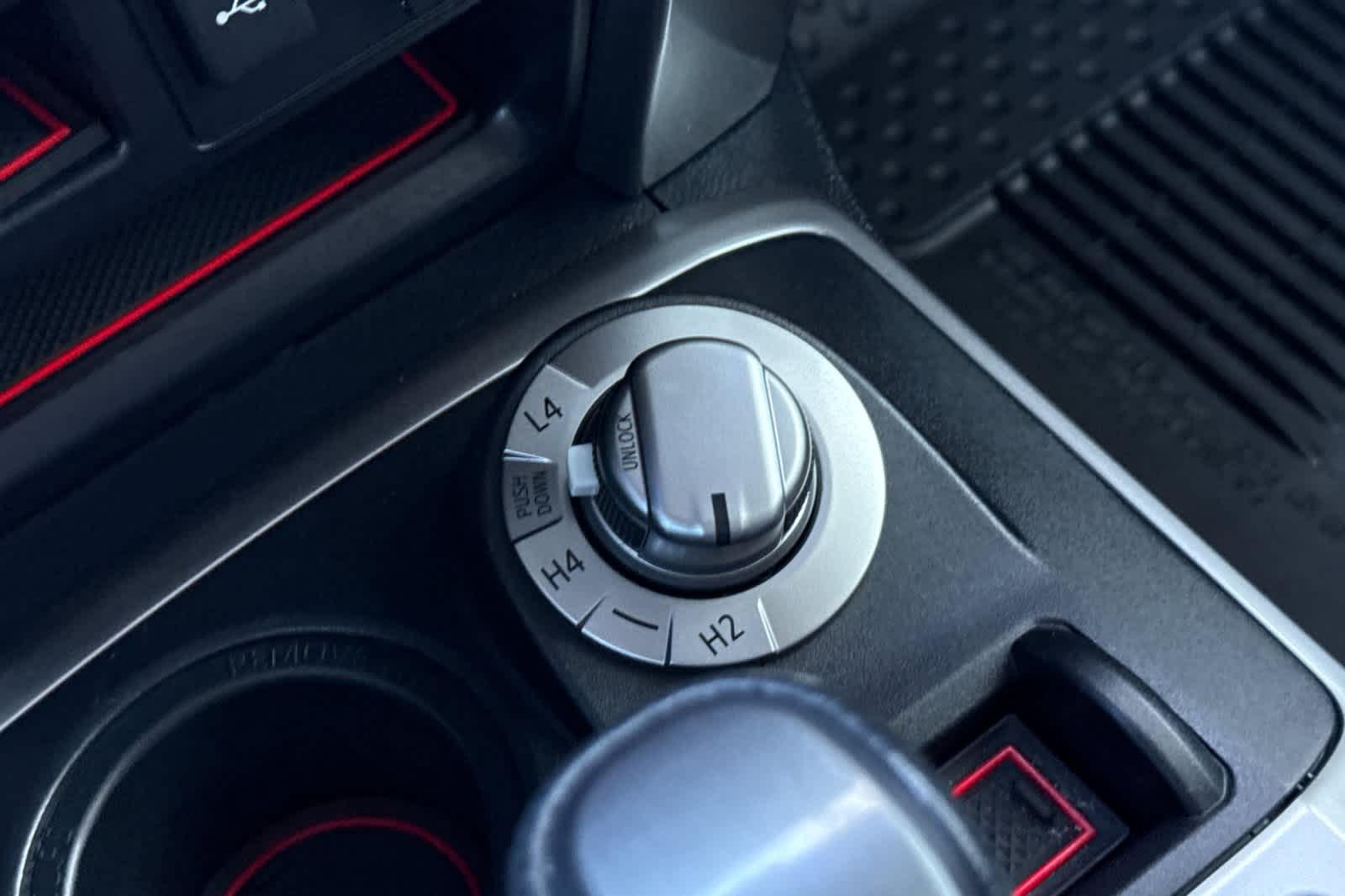 Thumbnail: 2021 Toyota 4Runner - 33