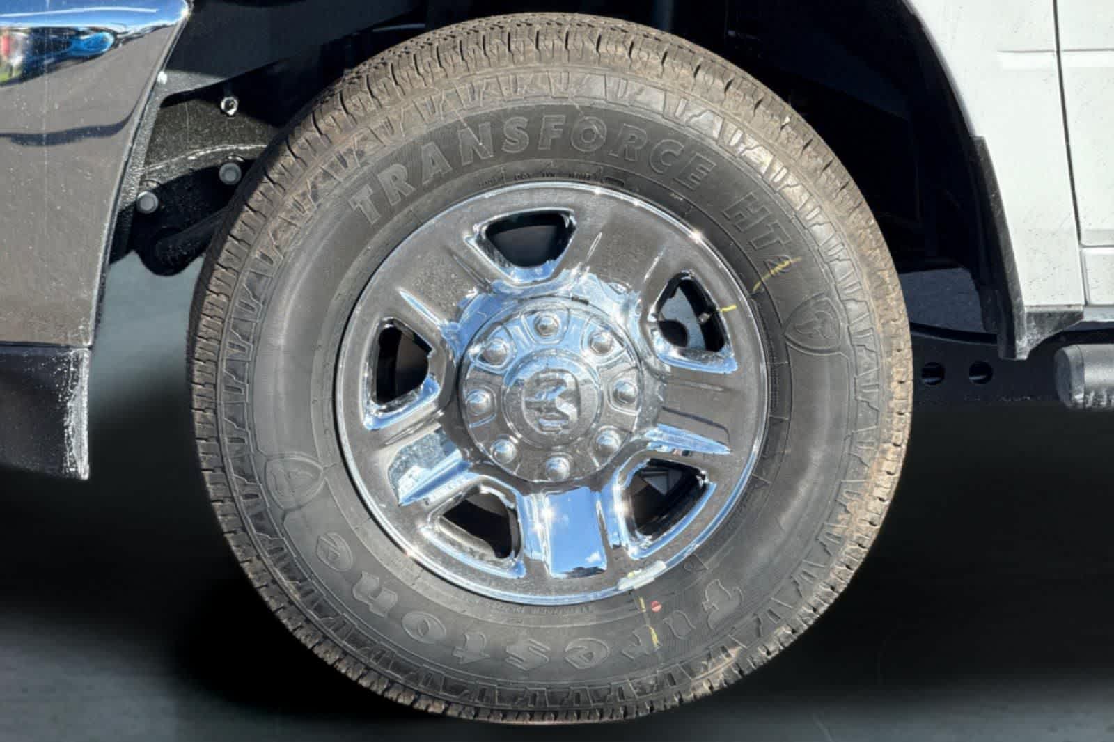 2026 RAM 3500 Tradesman - Photo 30