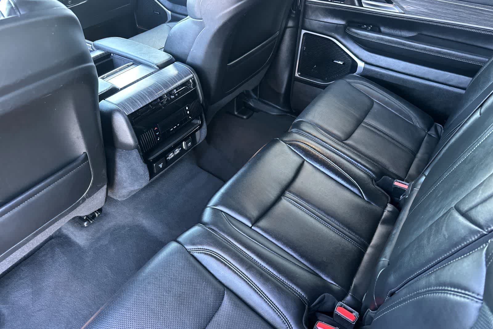 Thumbnail: 2023 Jeep Wagoneer - 4