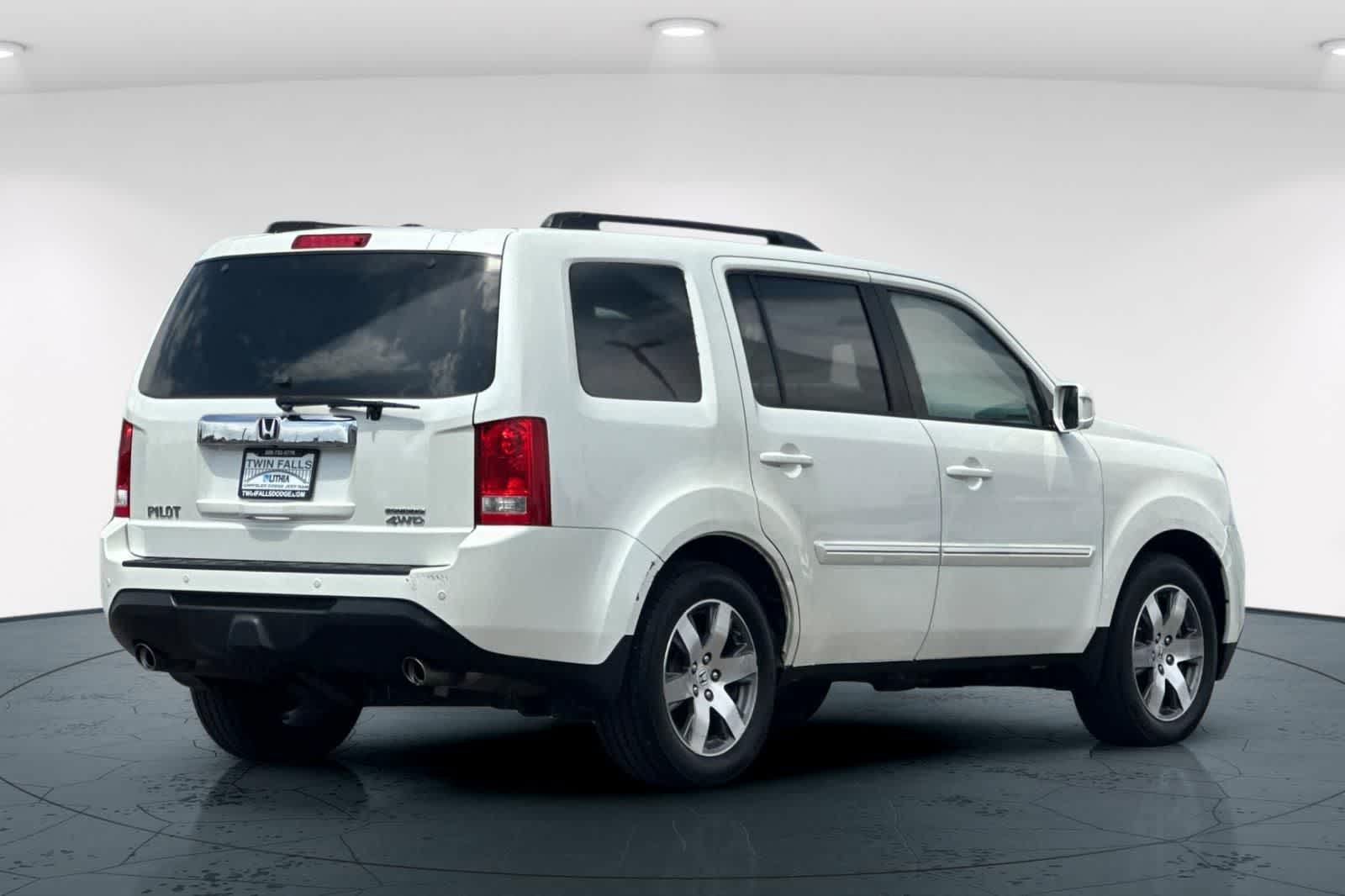 Thumbnail: 2015 Honda Pilot - 2