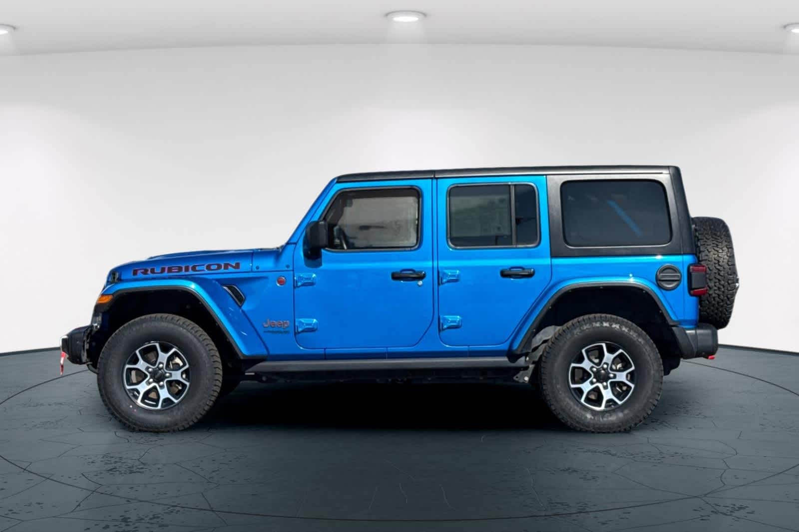 Thumbnail: 2021 Jeep Wrangler - 9